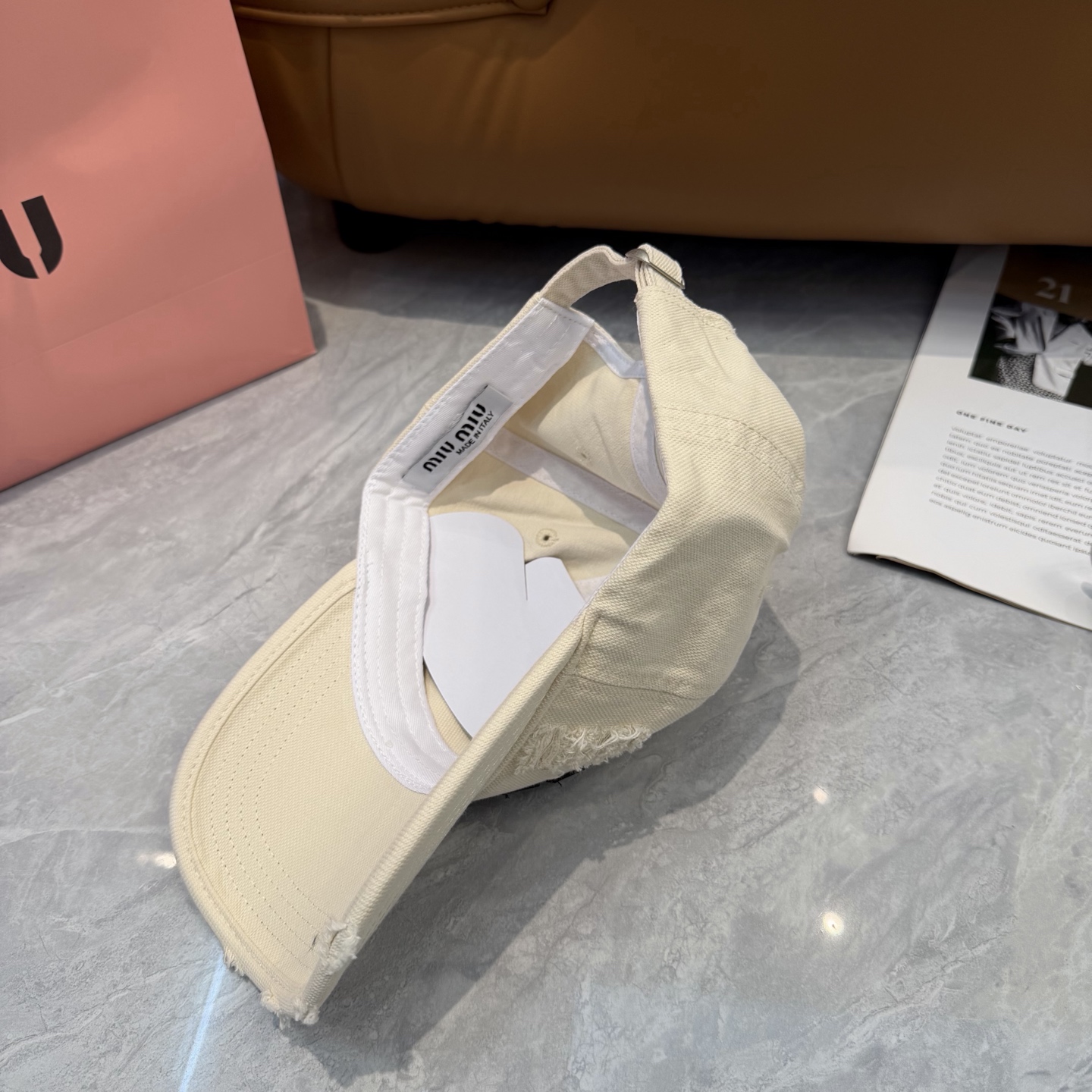 Miu Miu MIUMIU～26春季新款棒球帽