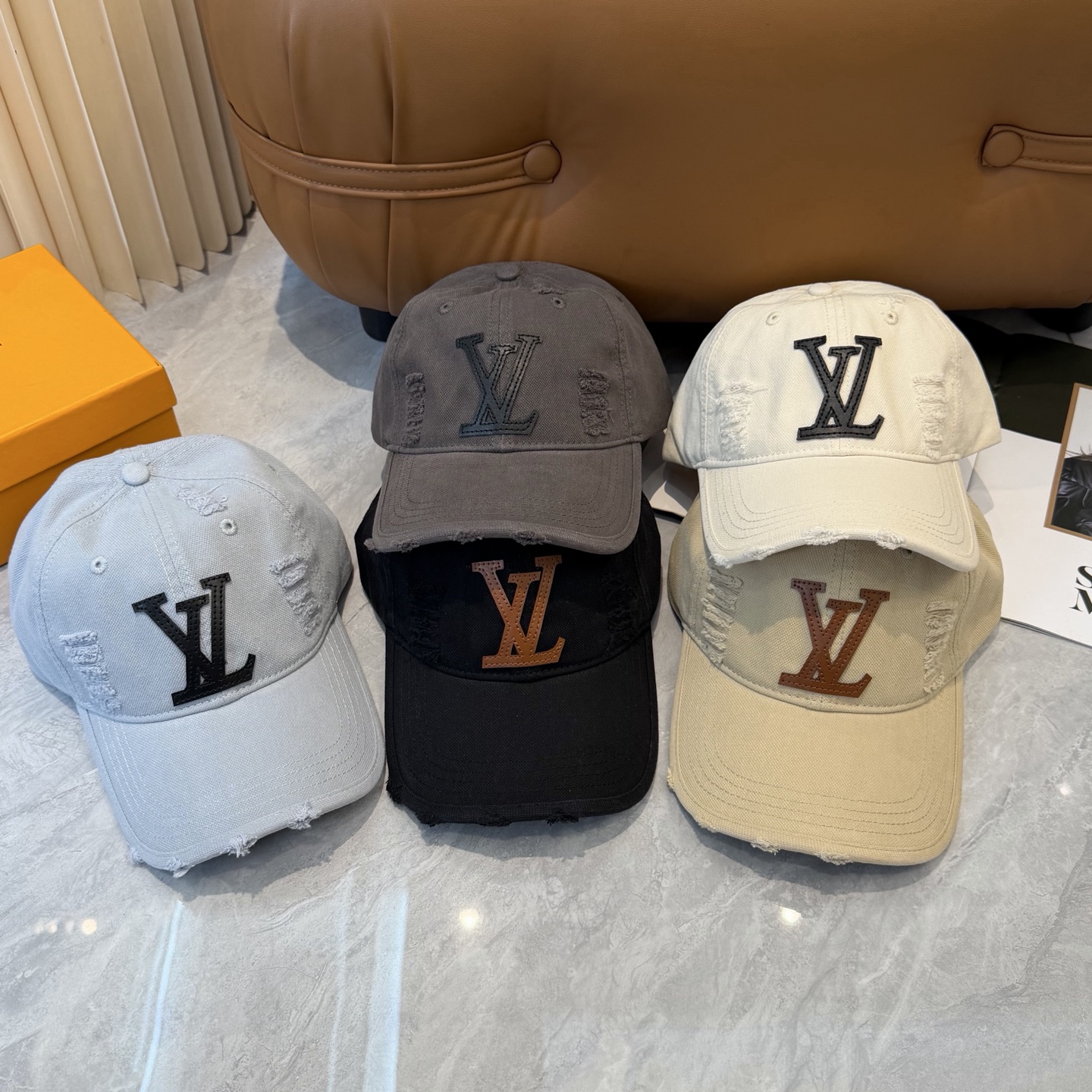 🧢LV路易威登🧢 春夏新款 四季可用，出门必备，非常显脸小