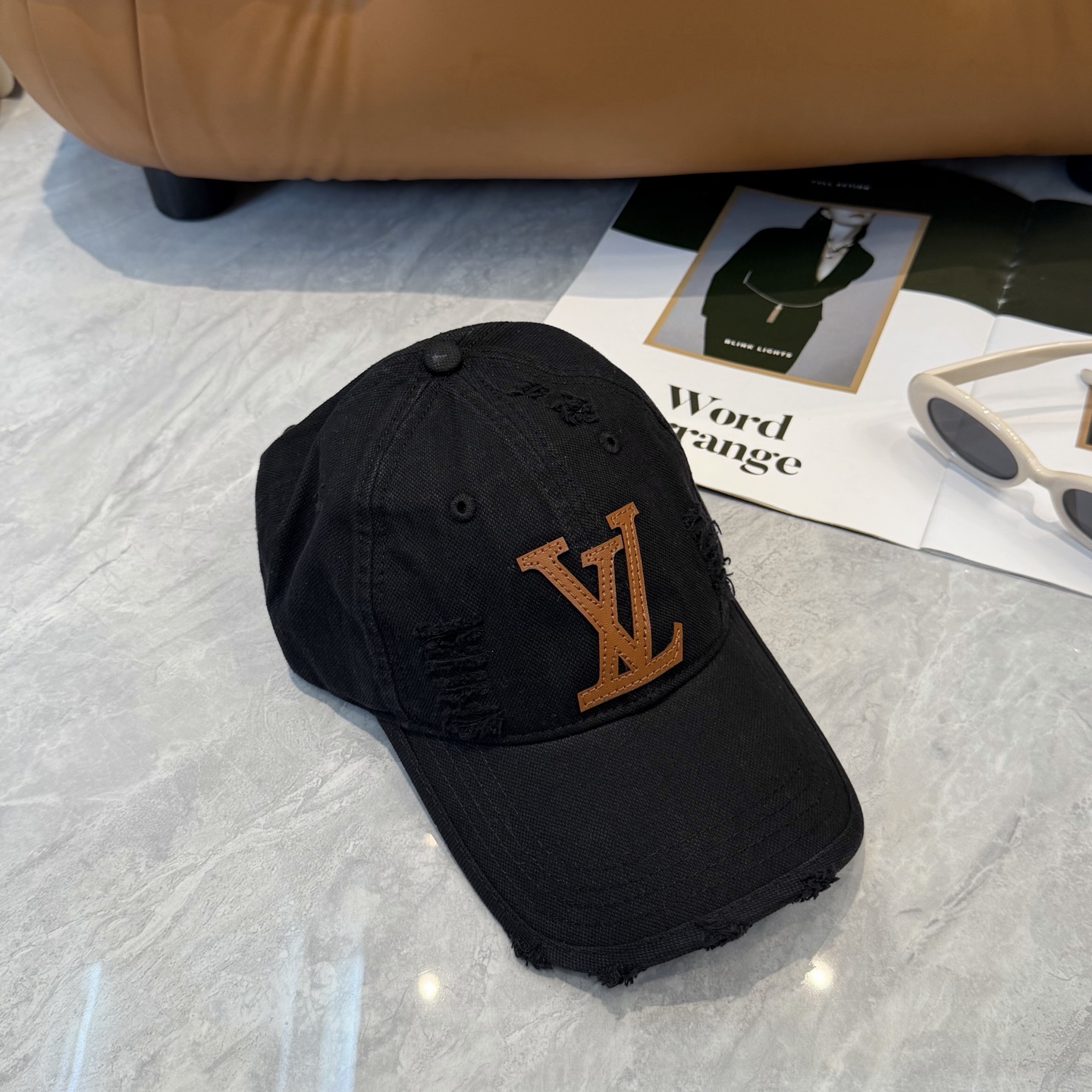 🧢LV路易威登🧢 春夏新款 四季可用，出门必备，非常显脸小
