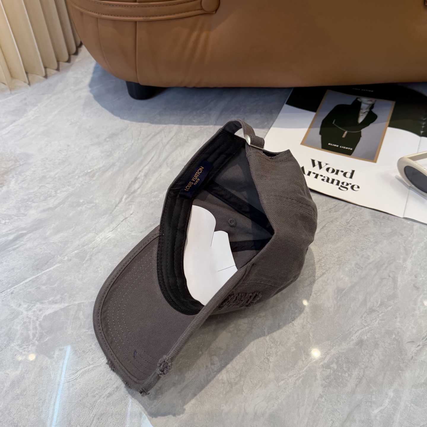 🧢LV路易威登🧢 春夏新款 四季可用，出门必备，非常显脸小