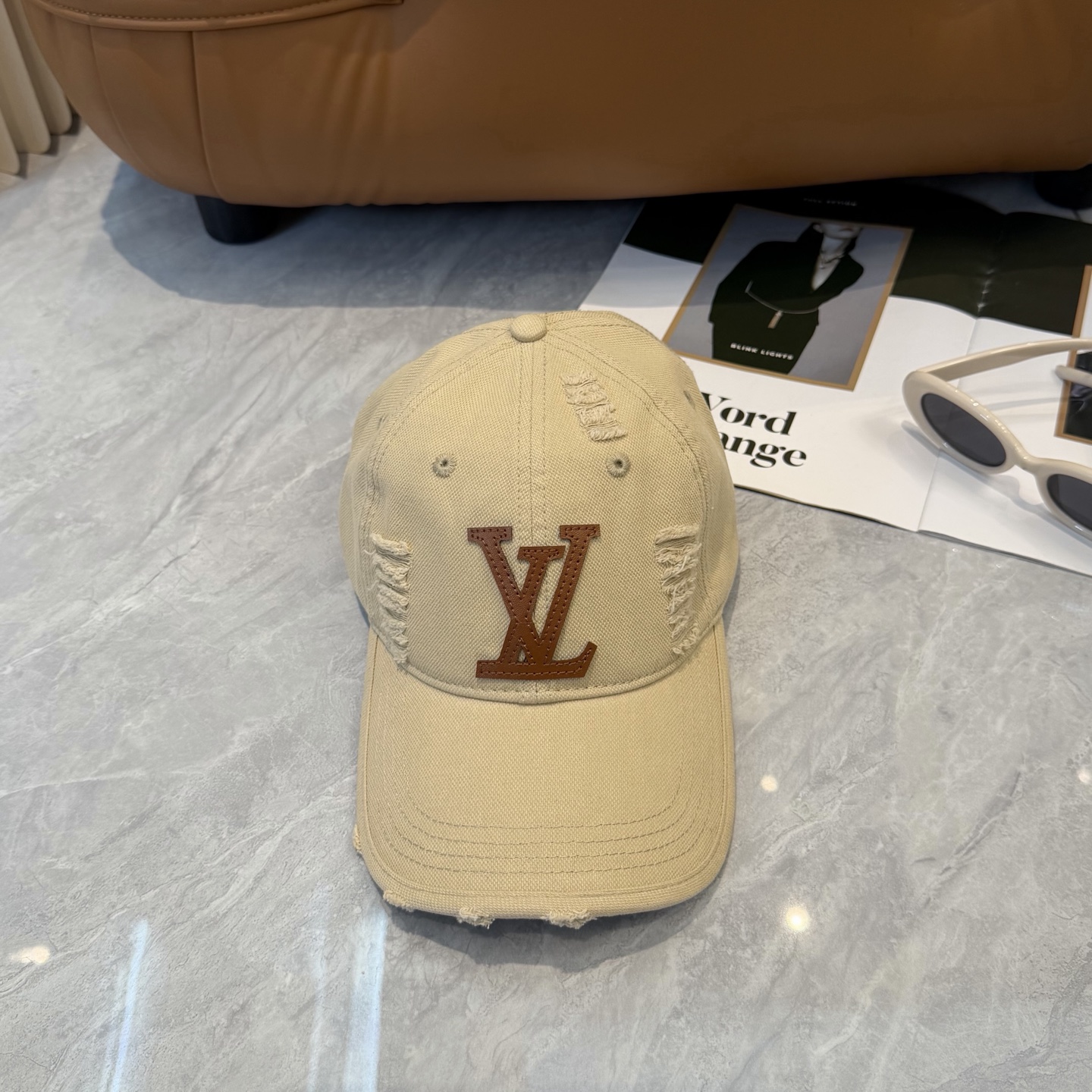 🧢LV路易威登🧢 春夏新款 四季可用，出门必备，非常显脸小