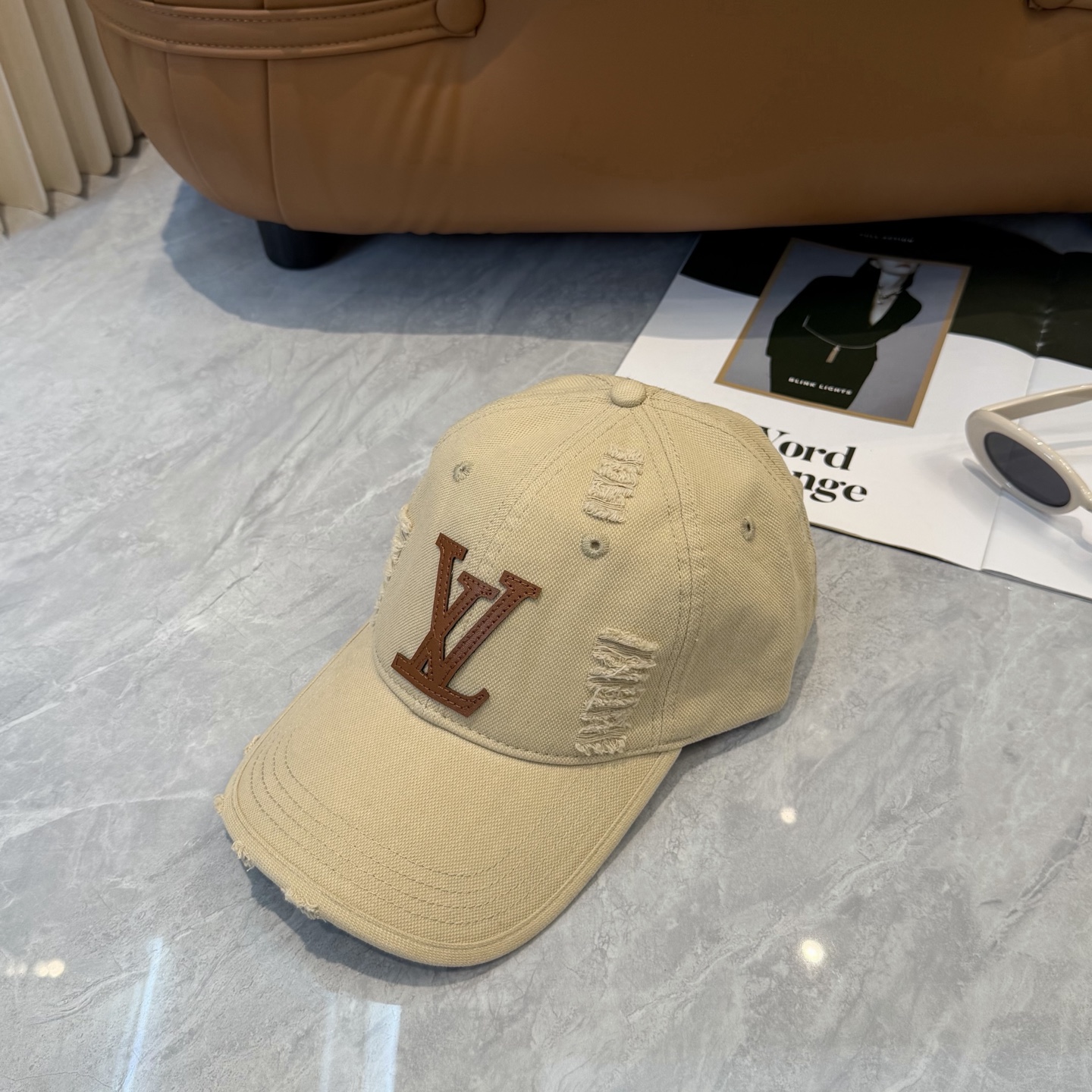 🧢LV路易威登🧢 春夏新款 四季可用，出门必备，非常显脸小