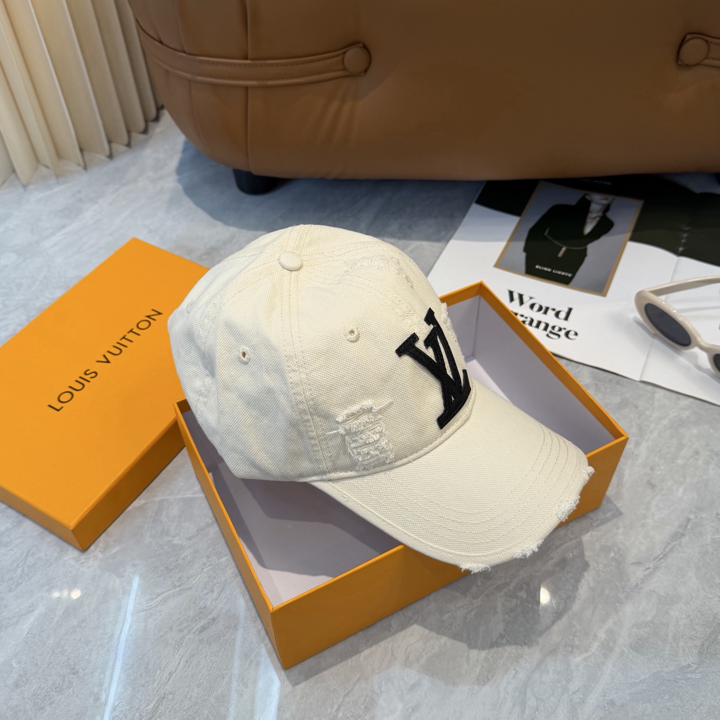 🧢LV路易威登🧢 春夏新款 四季可用，出门必备，非常显脸小