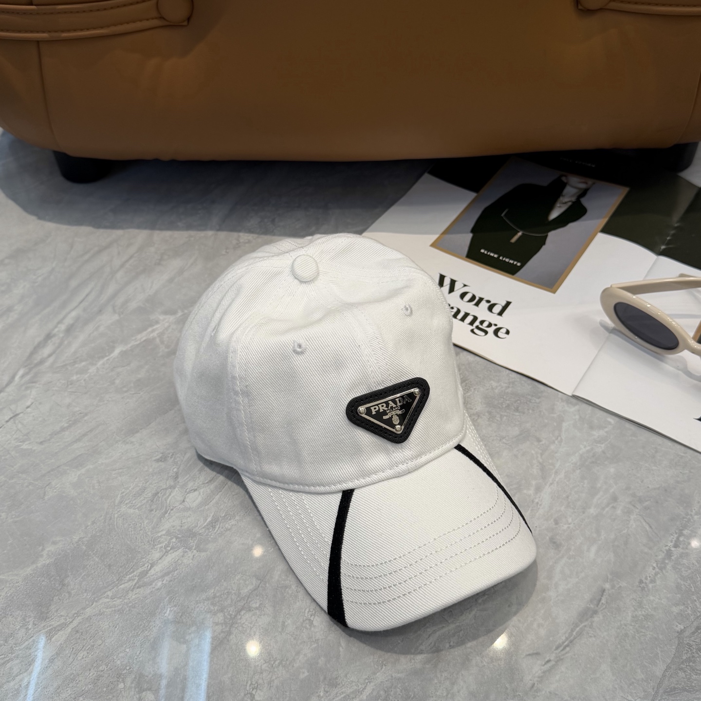 普拉达 Prada🆕新款个性棒球帽，高品质透气性巨佳，四季佩戴款高颜值时尚单品！男女同款