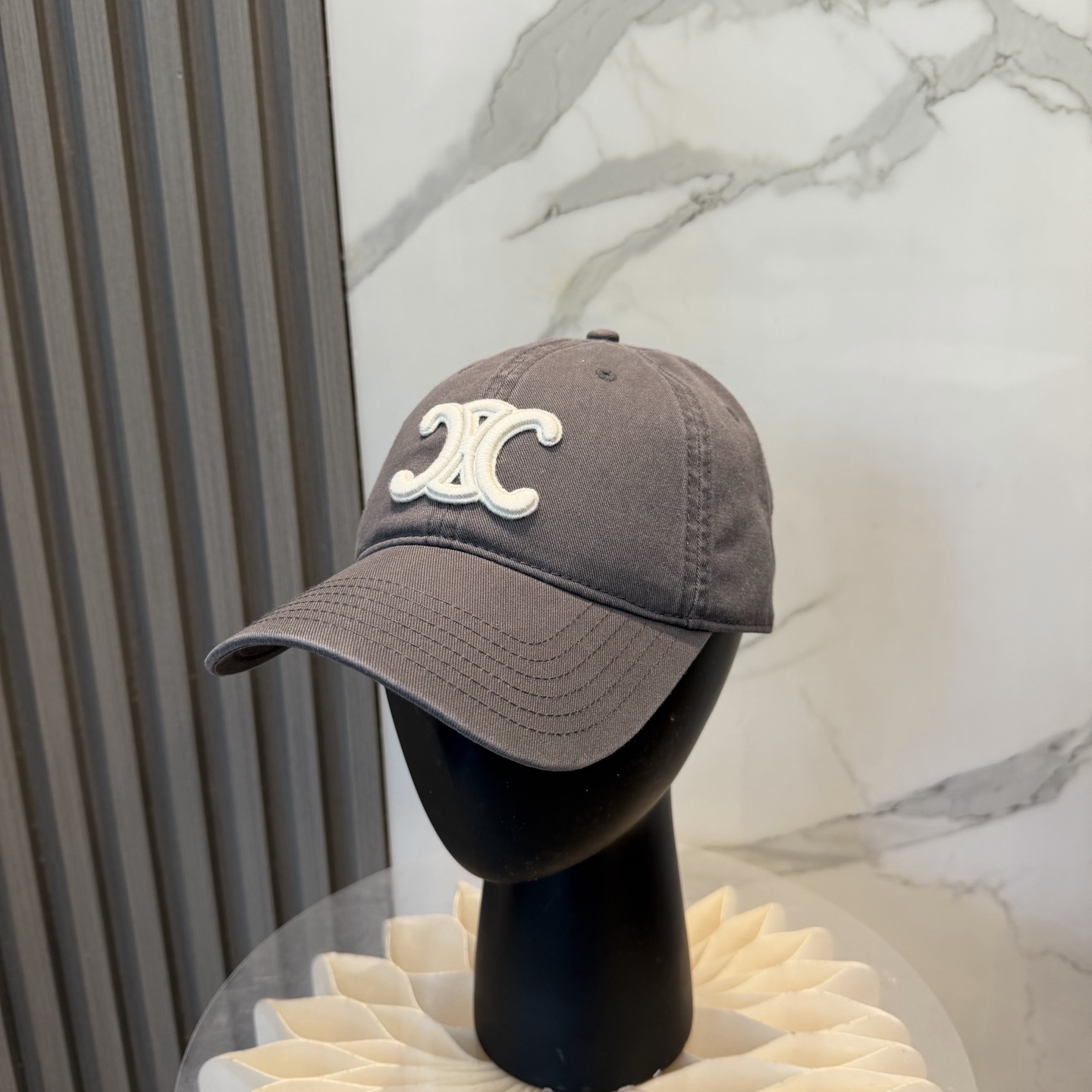 💛配防尘袋【CELINE赛琳】新款简约棒球帽，新款出货，大牌款超好搭配，赶紧入手！