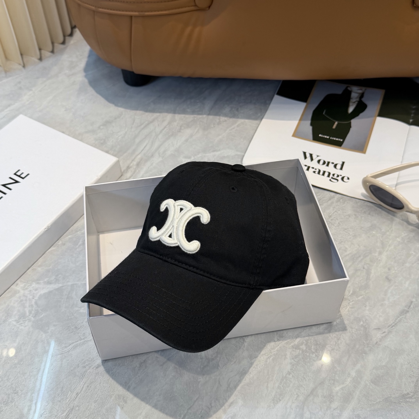 💛配防尘袋【CELINE赛琳】新款简约棒球帽，新款出货，大牌款超好搭配，赶紧入手！