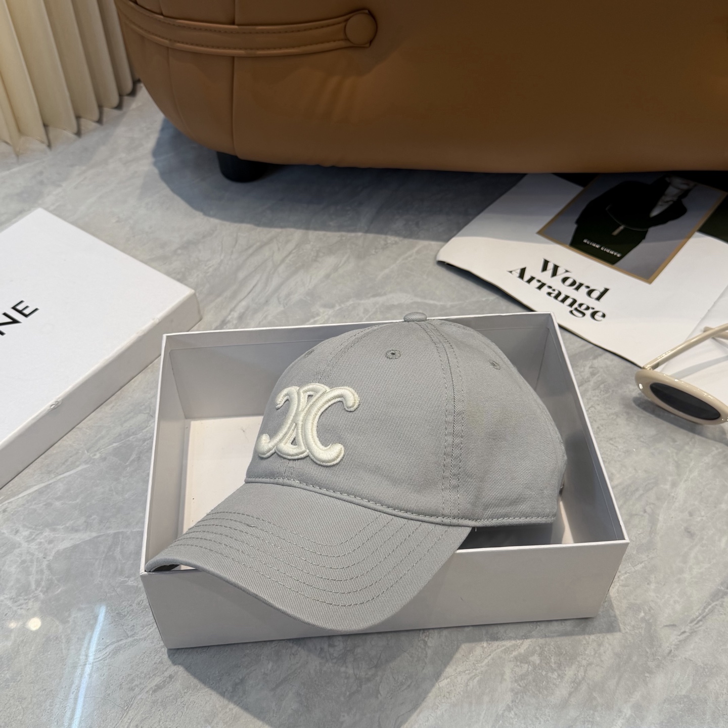 💛配防尘袋【CELINE赛琳】新款简约棒球帽，新款出货，大牌款超好搭配，赶紧入手！