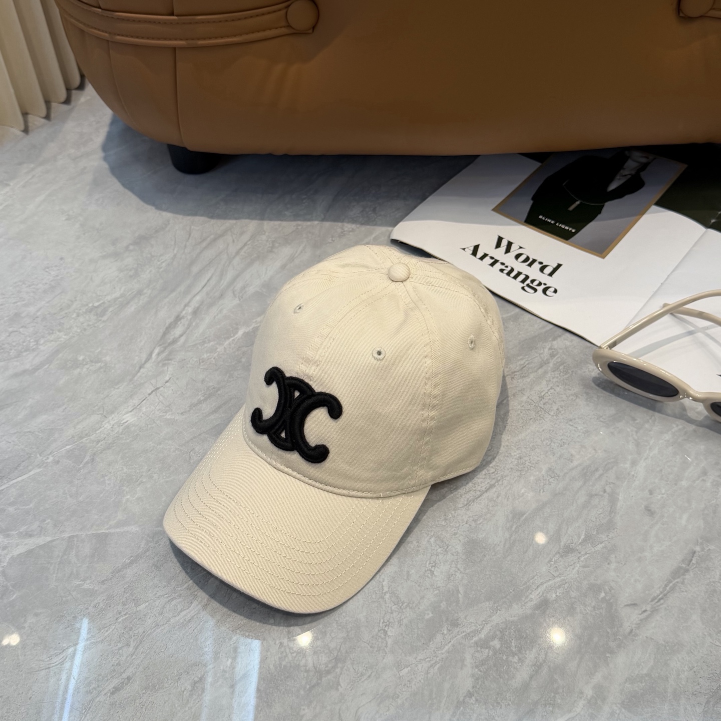 💛配防尘袋【CELINE赛琳】新款简约棒球帽，新款出货，大牌款超好搭配，赶紧入手！