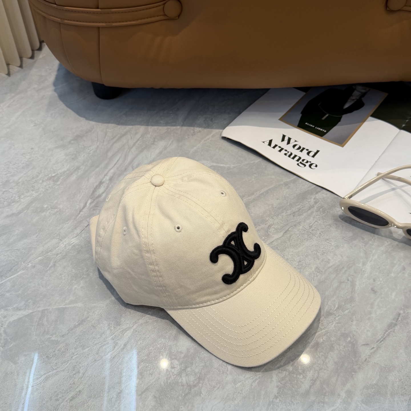 💛配防尘袋【CELINE赛琳】新款简约棒球帽，新款出货，大牌款超好搭配，赶紧入手！