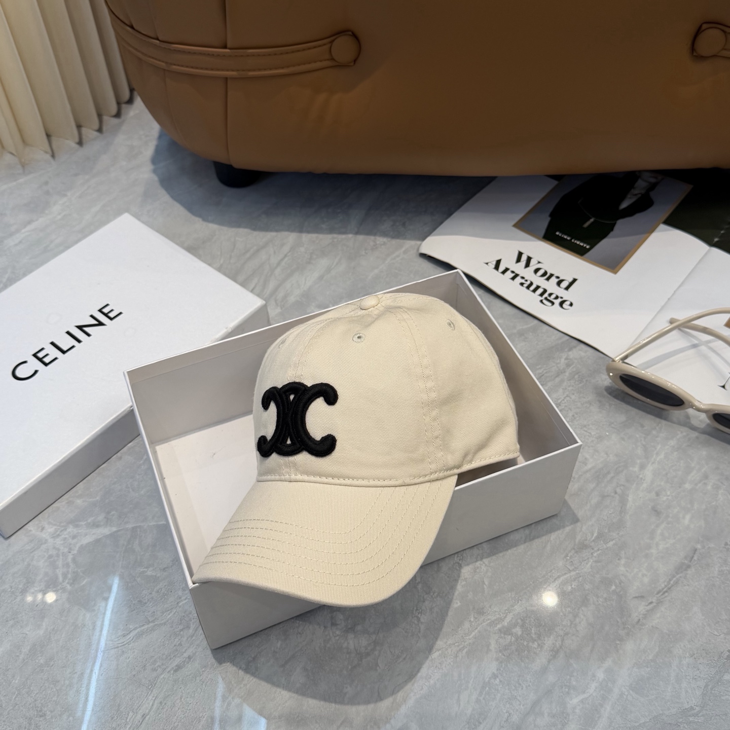 💛配防尘袋【CELINE赛琳】新款简约棒球帽，新款出货，大牌款超好搭配，赶紧入手！