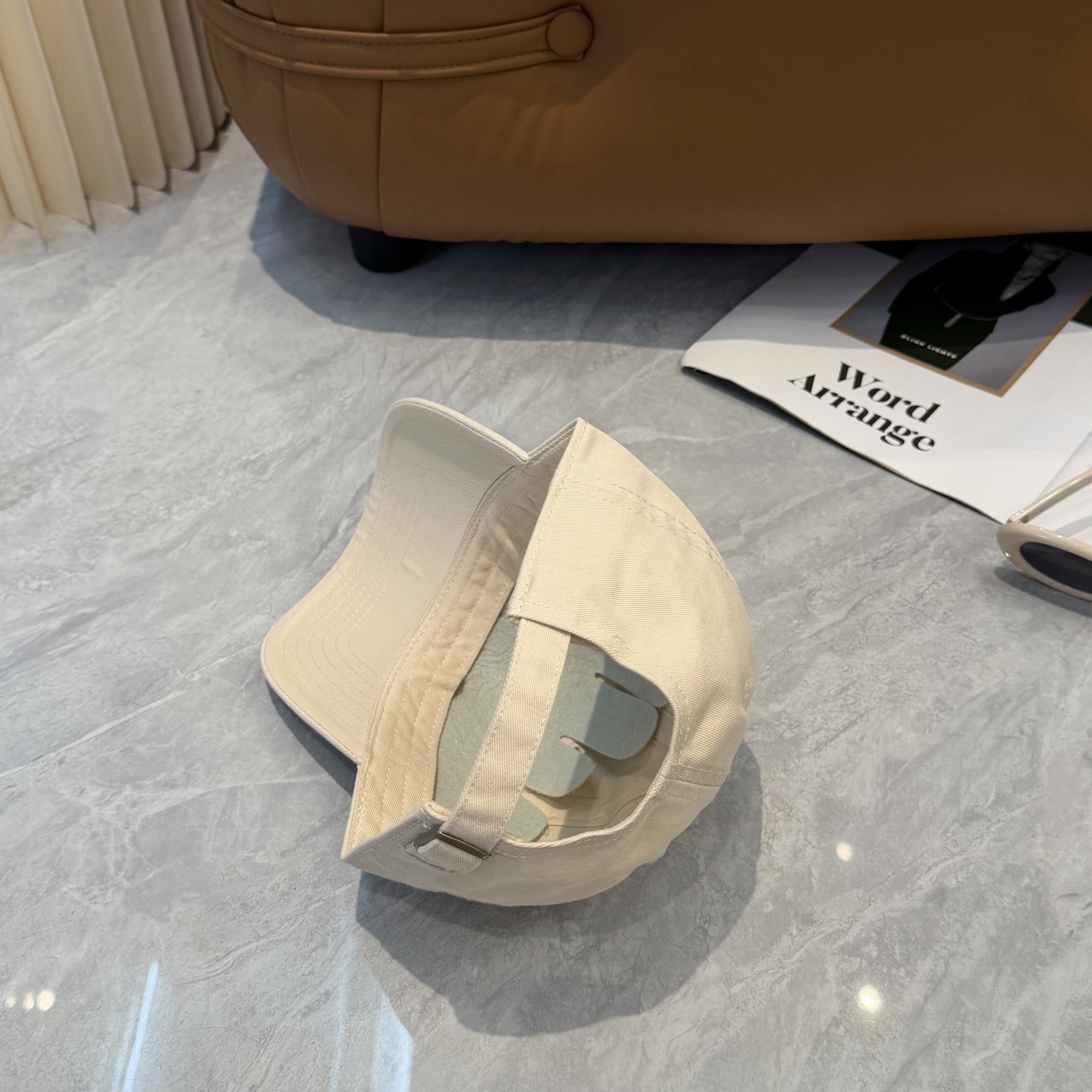 💛配防尘袋【CELINE赛琳】新款简约棒球帽，新款出货，大牌款超好搭配，赶紧入手！