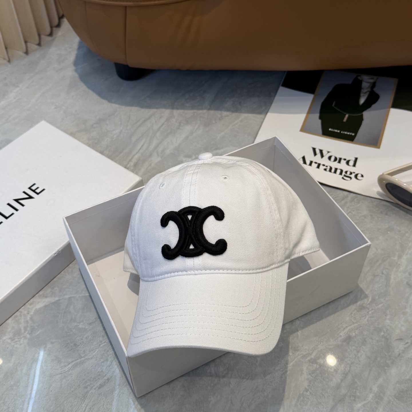 💛配防尘袋【CELINE赛琳】新款简约棒球帽，新款出货，大牌款超好搭配，赶紧入手！