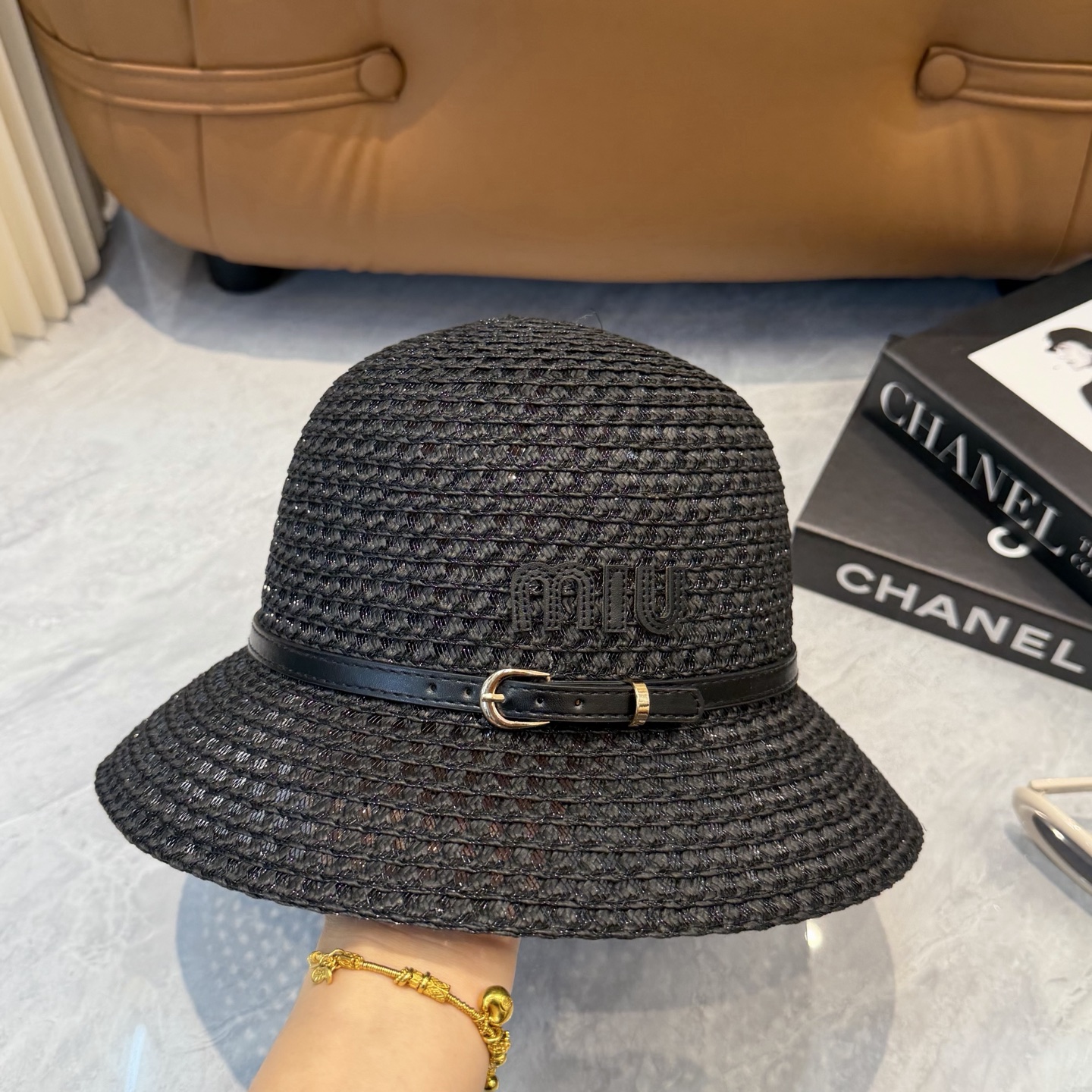 Miu Miu miumiu缪缪 新款草帽女夏天法式遮阳帽度假大檐防晒太阳帽子，镂空 拍照透气网眼田园海边沙滩帽