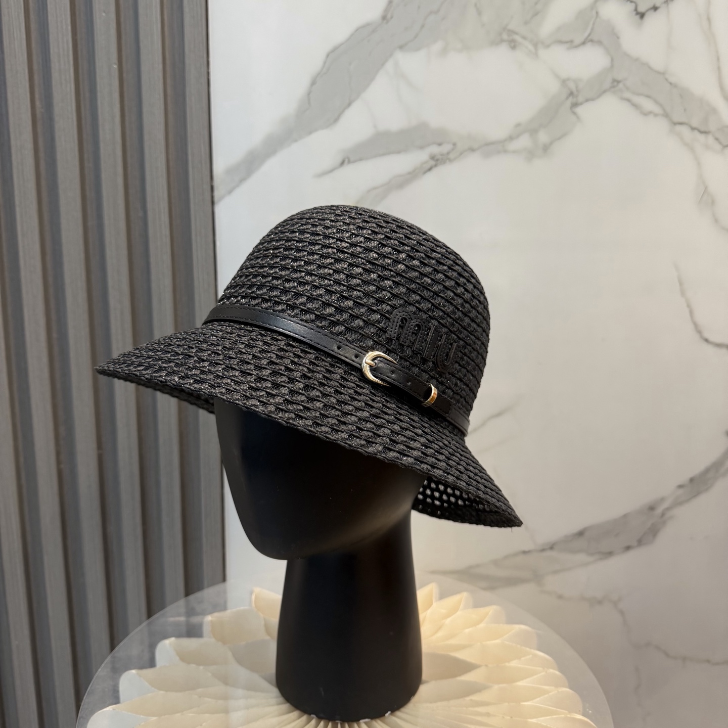 Miu Miu miumiu缪缪 新款草帽女夏天法式遮阳帽度假大檐防晒太阳帽子，镂空 拍照透气网眼田园海边沙滩帽