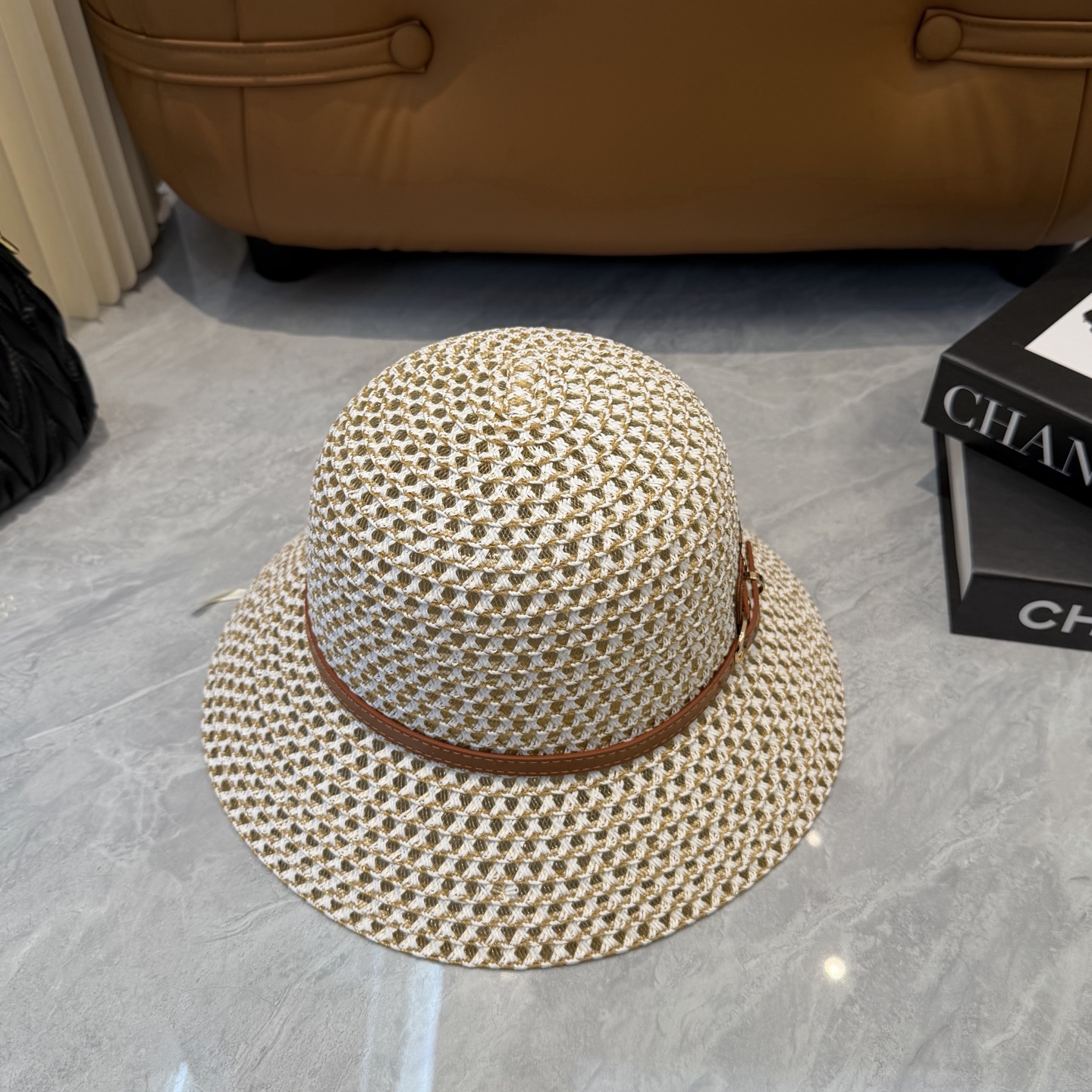 Miu Miu miumiu缪缪 新款草帽女夏天法式遮阳帽度假大檐防晒太阳帽子，镂空 拍照透气网眼田园海边沙滩帽