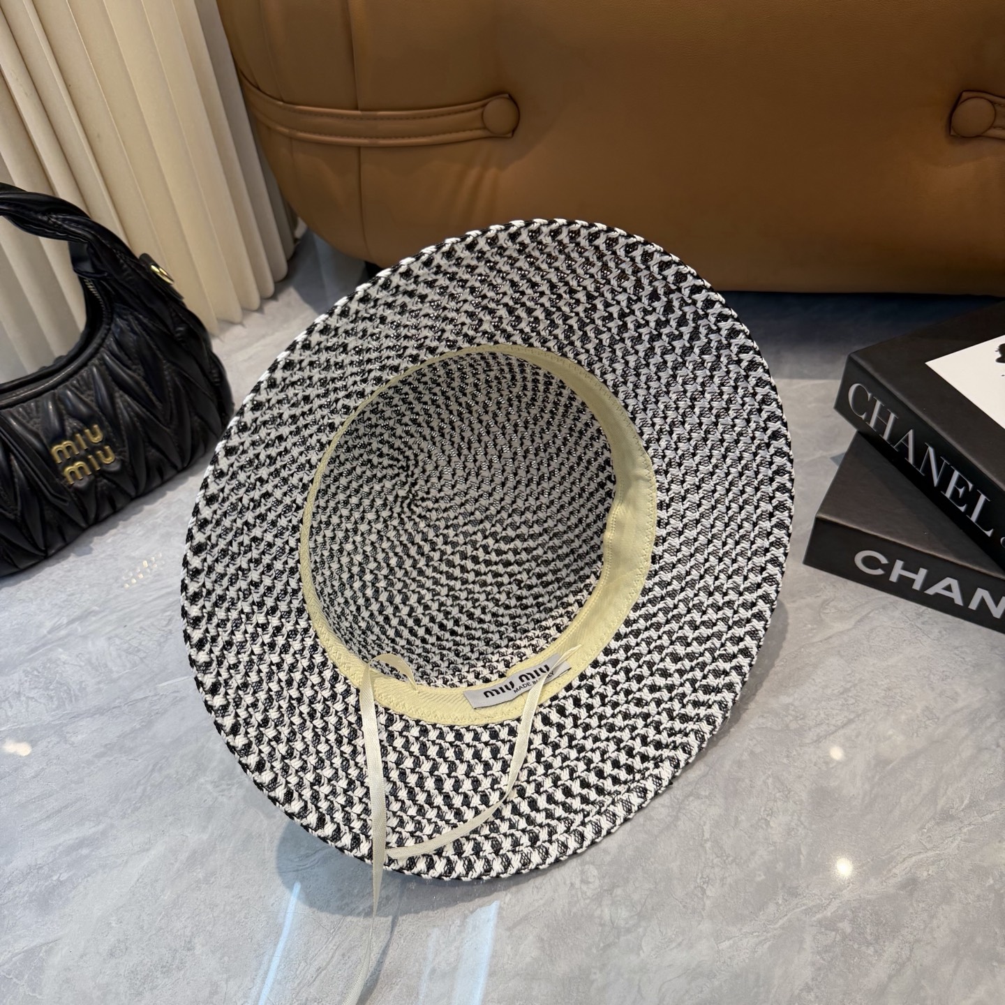 Miu Miu miumiu缪缪 新款草帽女夏天法式遮阳帽度假大檐防晒太阳帽子，镂空 拍照透气网眼田园海边沙滩帽
