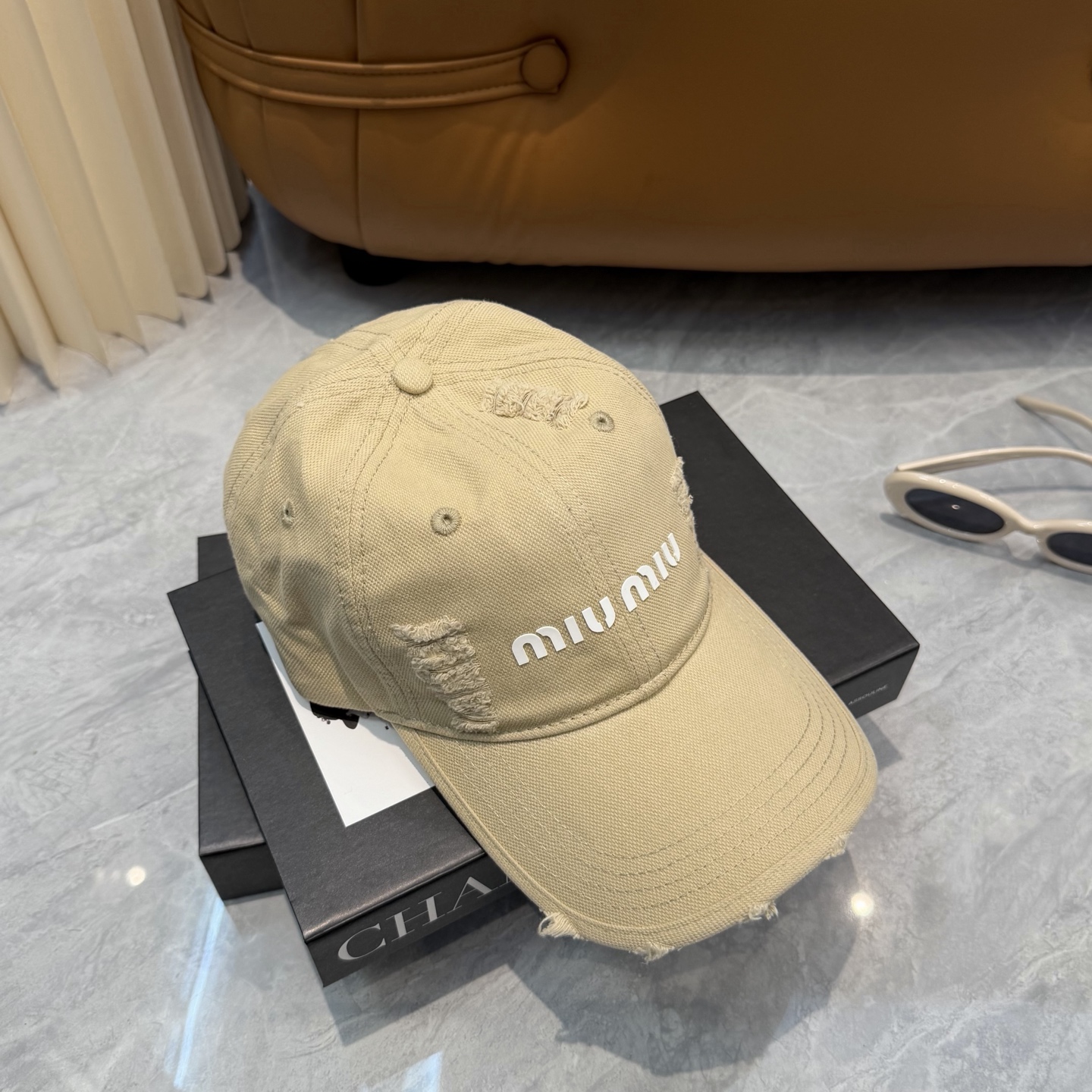 miumiu新款多巴胺四季棒球帽当下爆热的色系-街头感十足！潮流百搭，小红书种草，毒药Get上你们的男朋