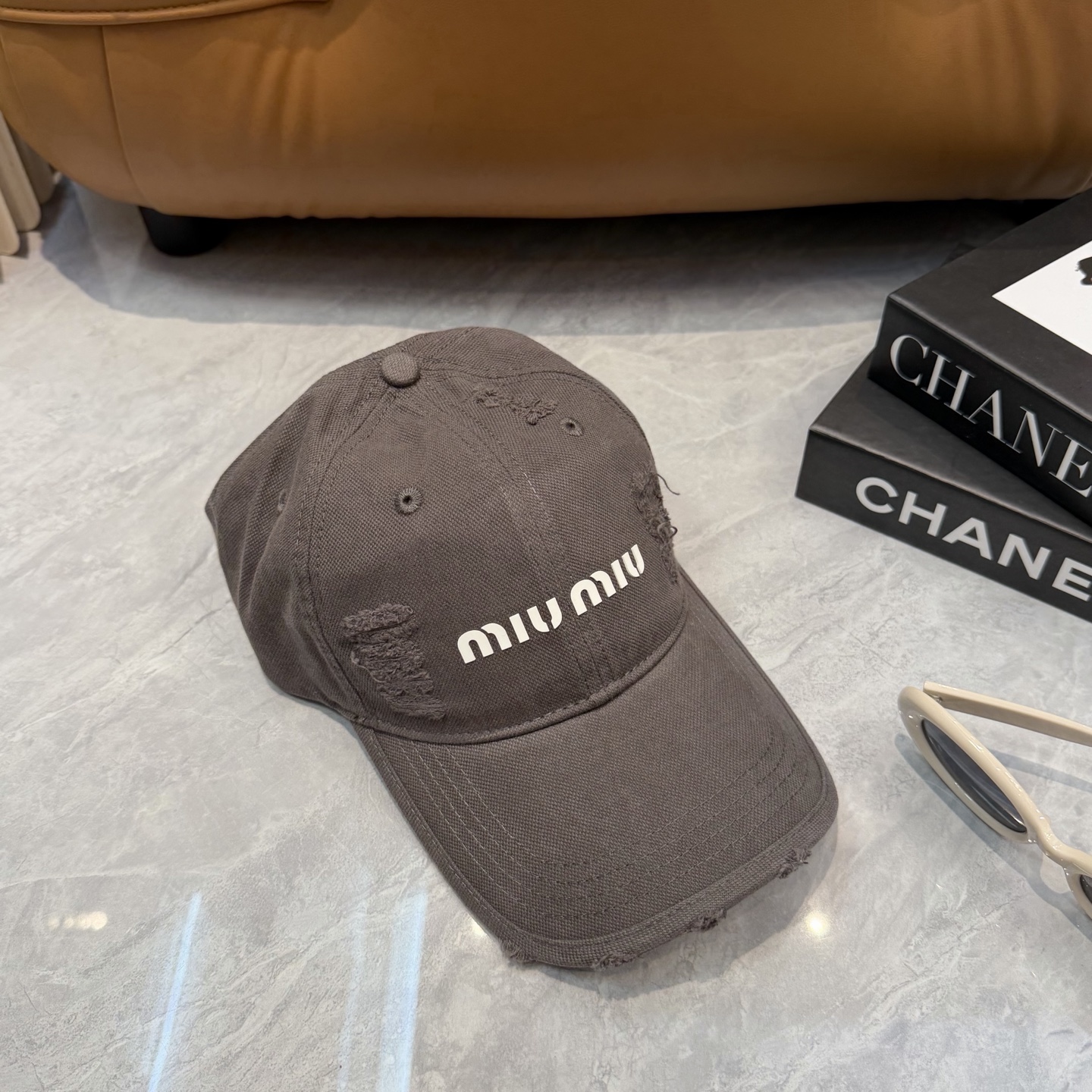 miumiu新款多巴胺四季棒球帽当下爆热的色系-街头感十足！潮流百搭，小红书种草，毒药Get上你们的男朋