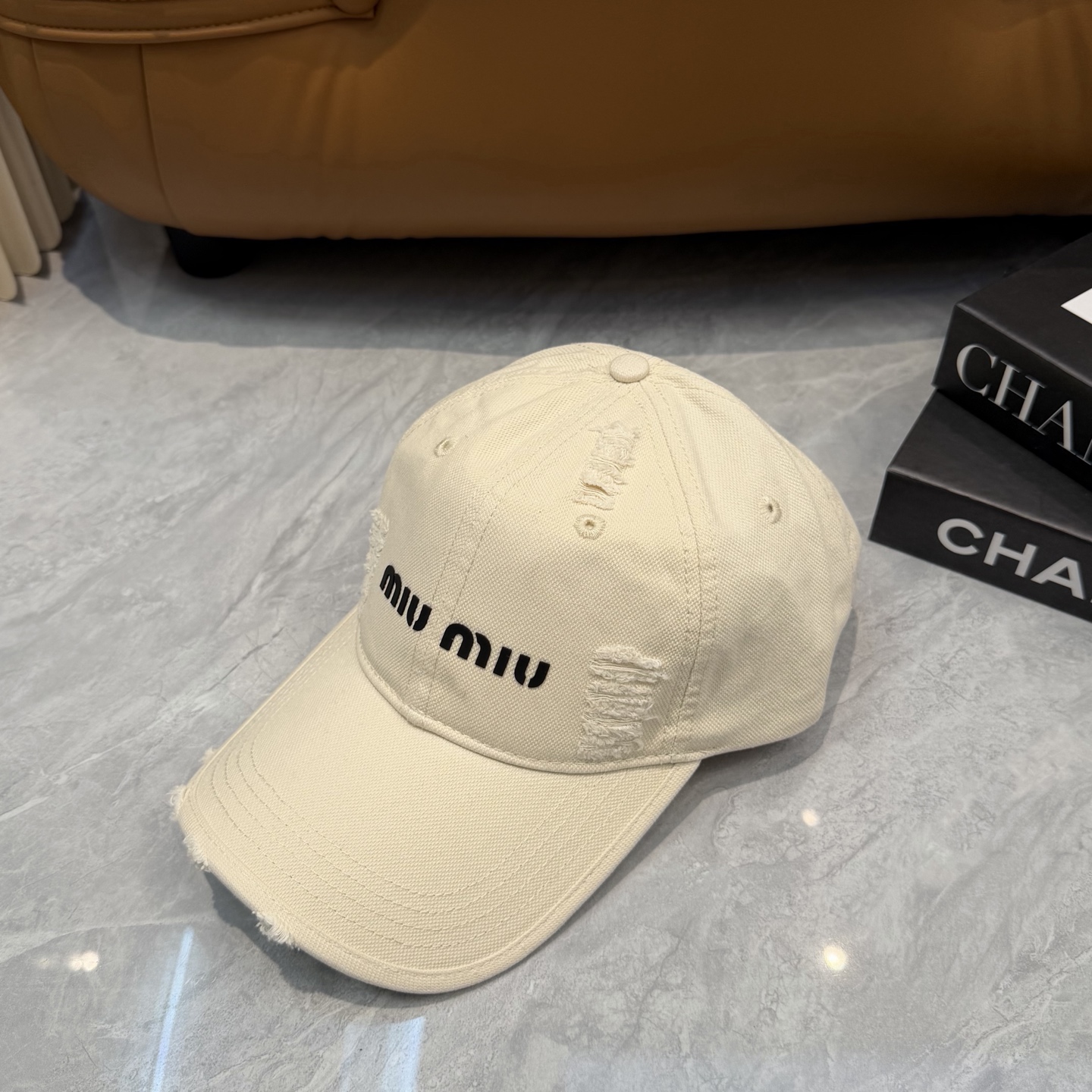 miumiu新款多巴胺四季棒球帽当下爆热的色系-街头感十足！潮流百搭，小红书种草，毒药Get上你们的男朋