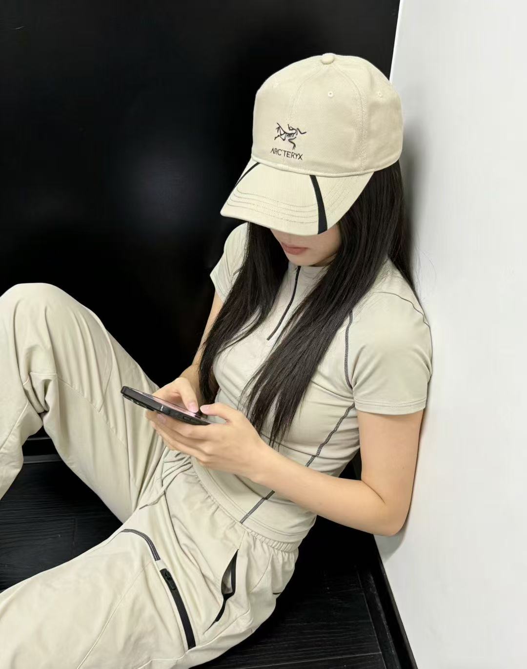Arc'teryx 配防尘袋。【始祖鸟】新款简约 棒球帽，男女通用～简约百搭