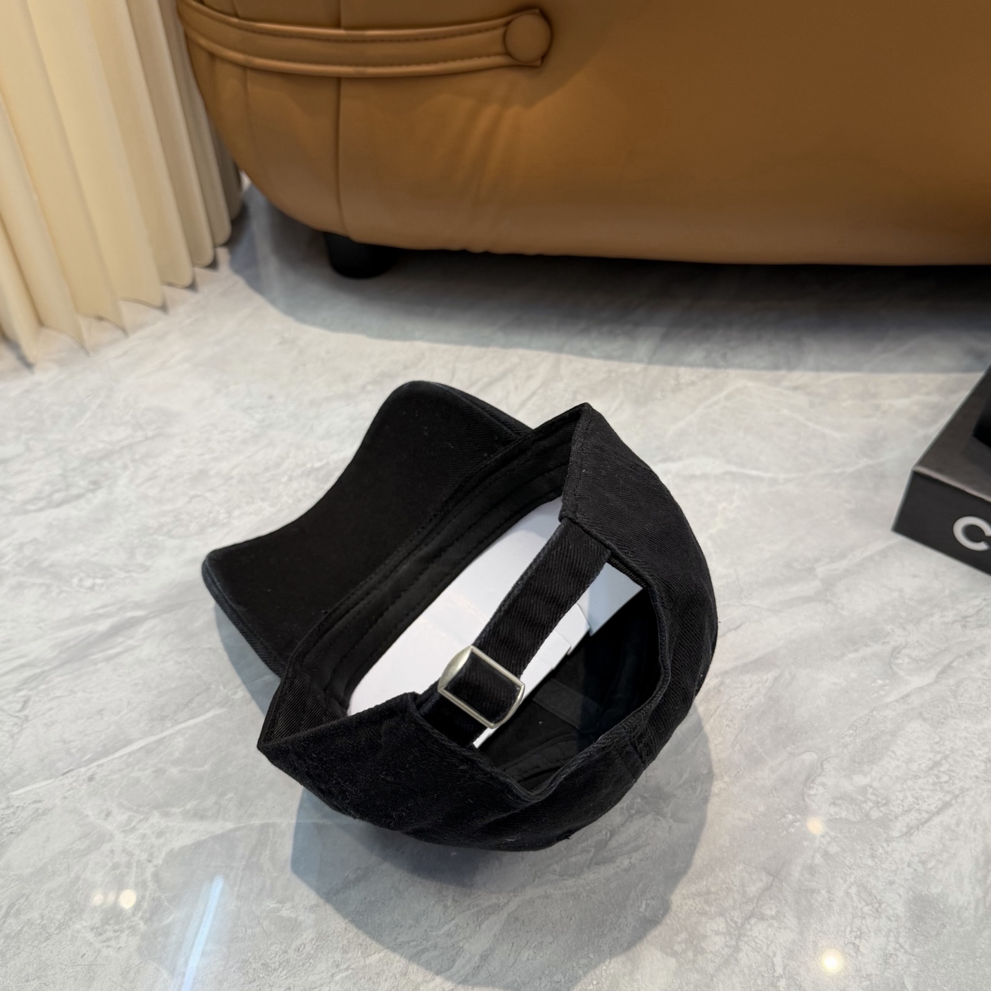 Arc'teryx 配防尘袋。【始祖鸟】新款简约 棒球帽，男女通用～简约百搭