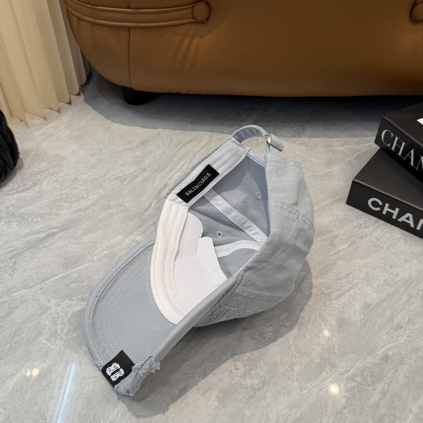 Balenciaga Balenciaga 新款巴黎世家 棒球帽我家对巴黎世家的工艺已经是炉火纯青了 必爆 BALENCIAGA巴黎世家新款纯棉棒球帽