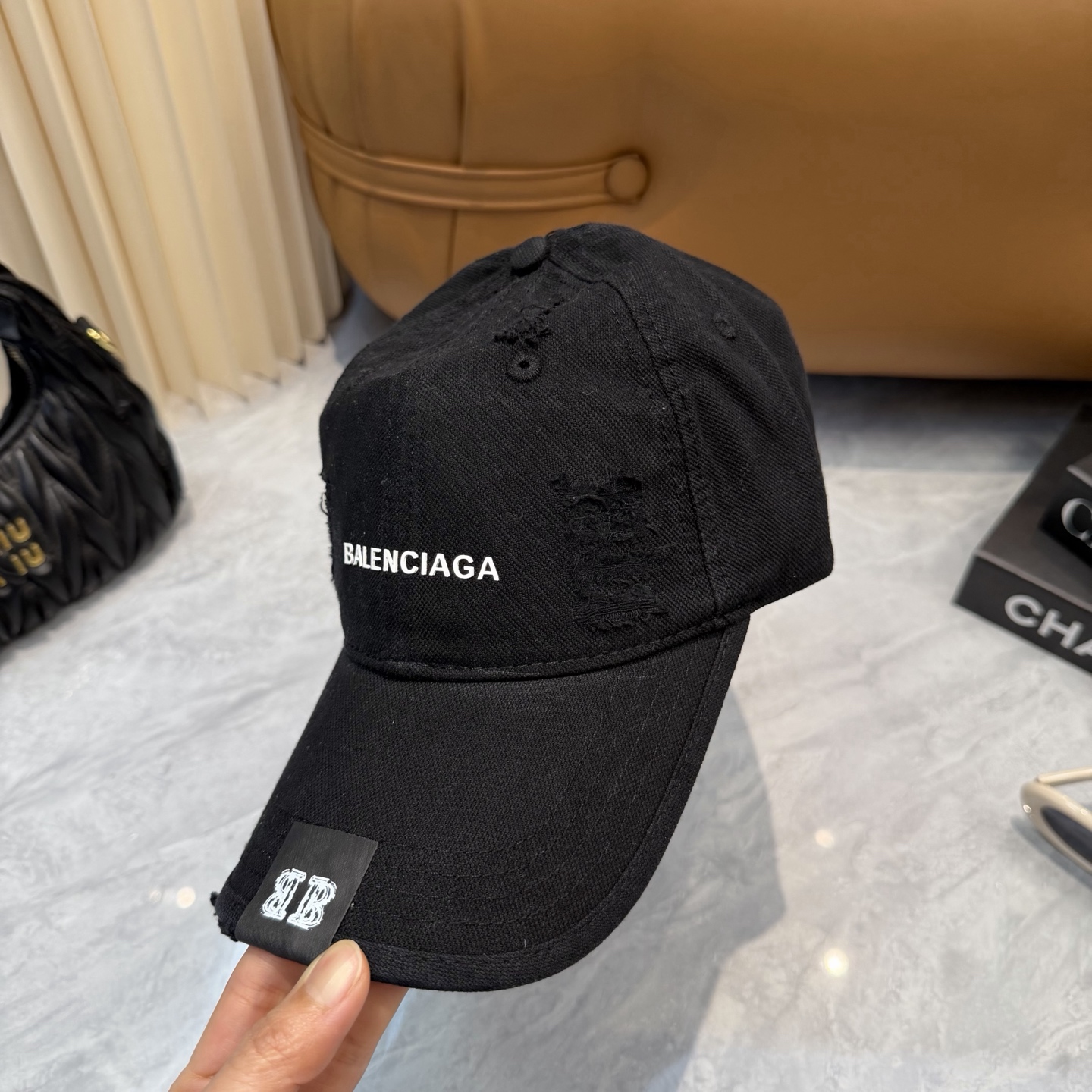 Balenciaga Balenciaga 新款巴黎世家 棒球帽我家对巴黎世家的工艺已经是炉火纯青了 必爆 BALENCIAGA巴黎世家新款纯棉棒球帽