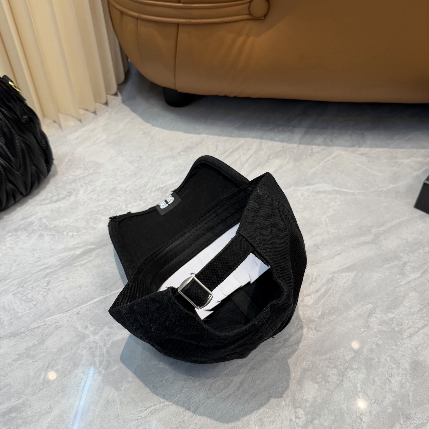 Balenciaga Balenciaga 新款巴黎世家 棒球帽我家对巴黎世家的工艺已经是炉火纯青了 必爆 BALENCIAGA巴黎世家新款纯棉棒球帽