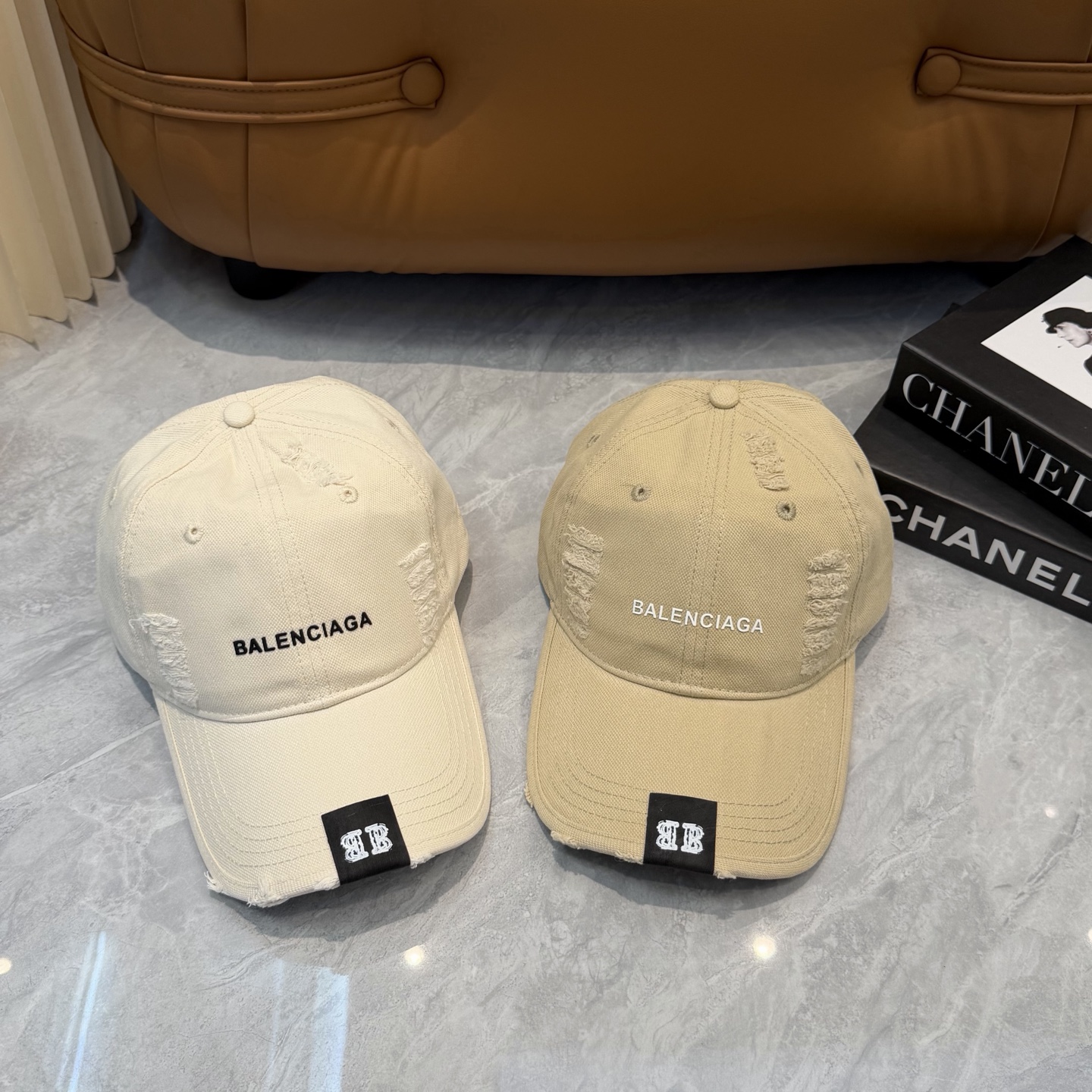Balenciaga 新款巴黎世家 棒球帽我家对巴黎世家的工艺已经是炉火纯青了 必爆  BALENCIA