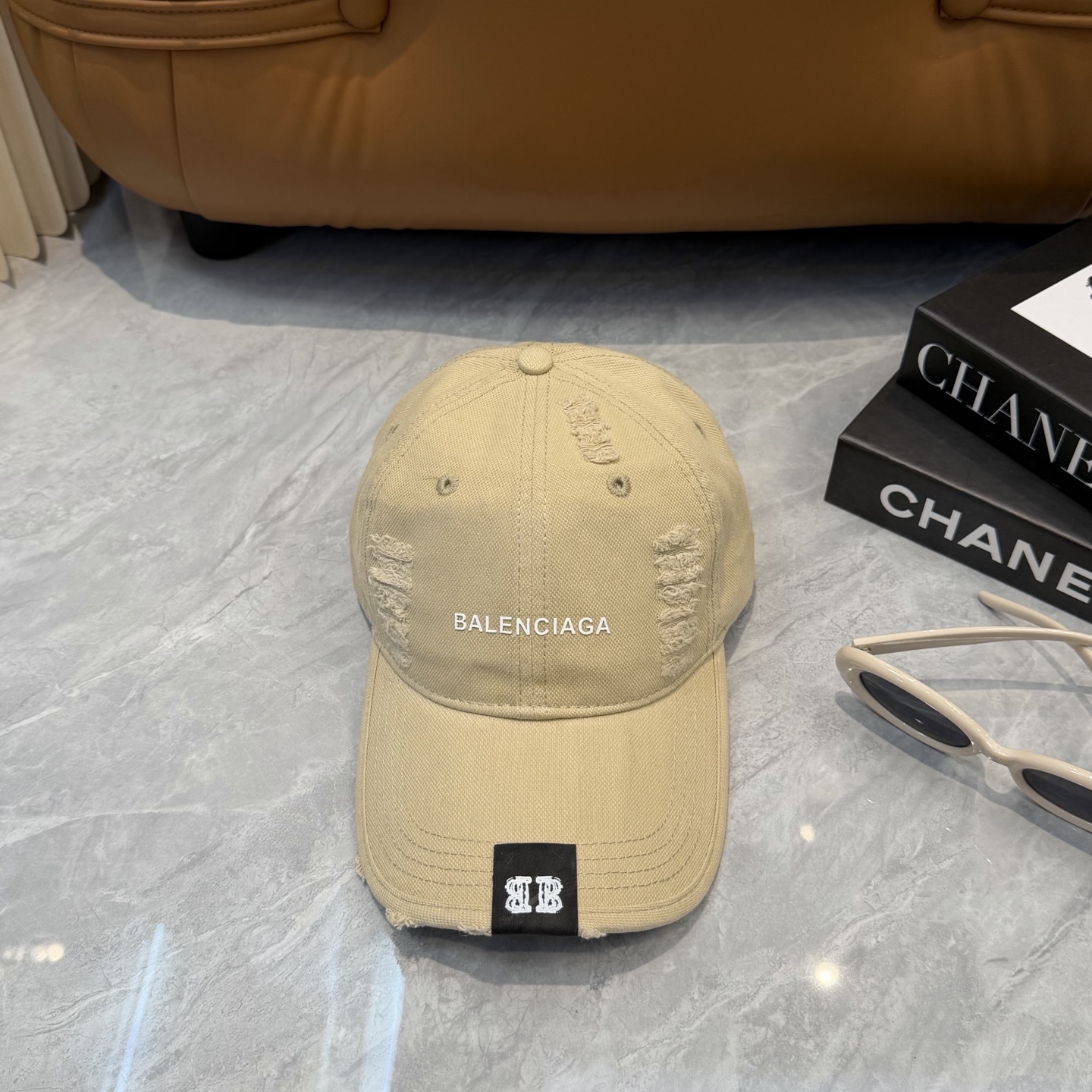 Balenciaga Balenciaga 新款巴黎世家 棒球帽我家对巴黎世家的工艺已经是炉火纯青了 必爆 BALENCIAGA巴黎世家新款纯棉棒球帽