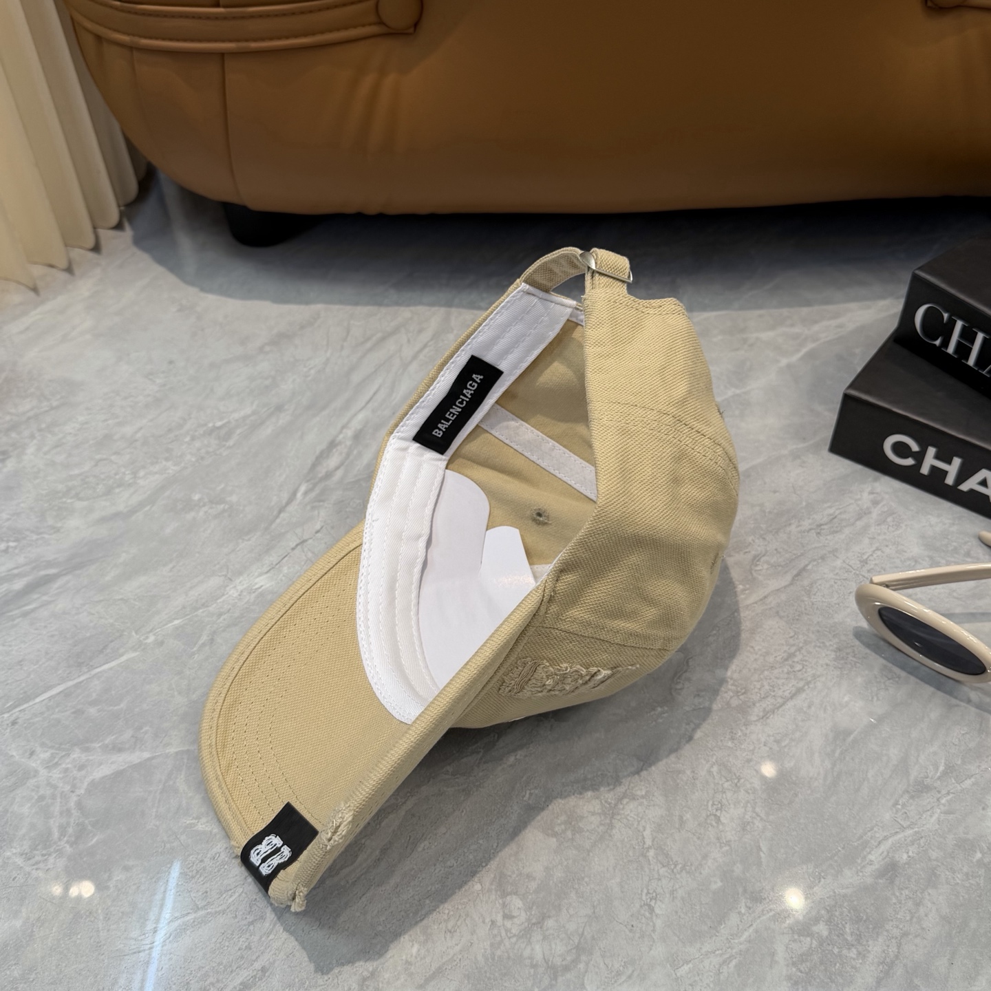 Balenciaga Balenciaga 新款巴黎世家 棒球帽我家对巴黎世家的工艺已经是炉火纯青了 必爆 BALENCIAGA巴黎世家新款纯棉棒球帽