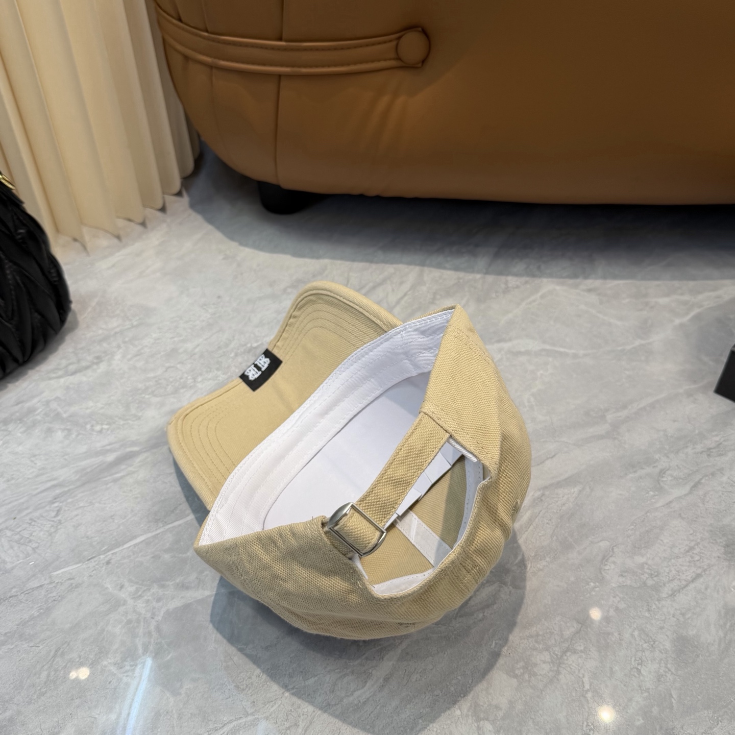 Balenciaga Balenciaga 新款巴黎世家 棒球帽我家对巴黎世家的工艺已经是炉火纯青了 必爆 BALENCIAGA巴黎世家新款纯棉棒球帽