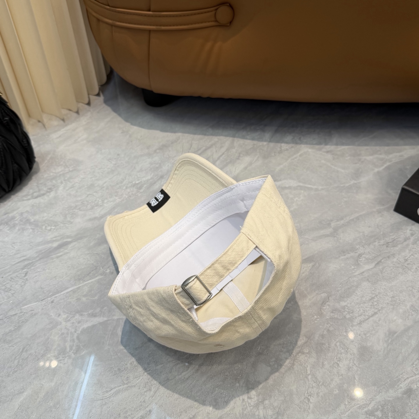 Balenciaga Balenciaga 新款巴黎世家 棒球帽我家对巴黎世家的工艺已经是炉火纯青了 必爆 BALENCIAGA巴黎世家新款纯棉棒球帽