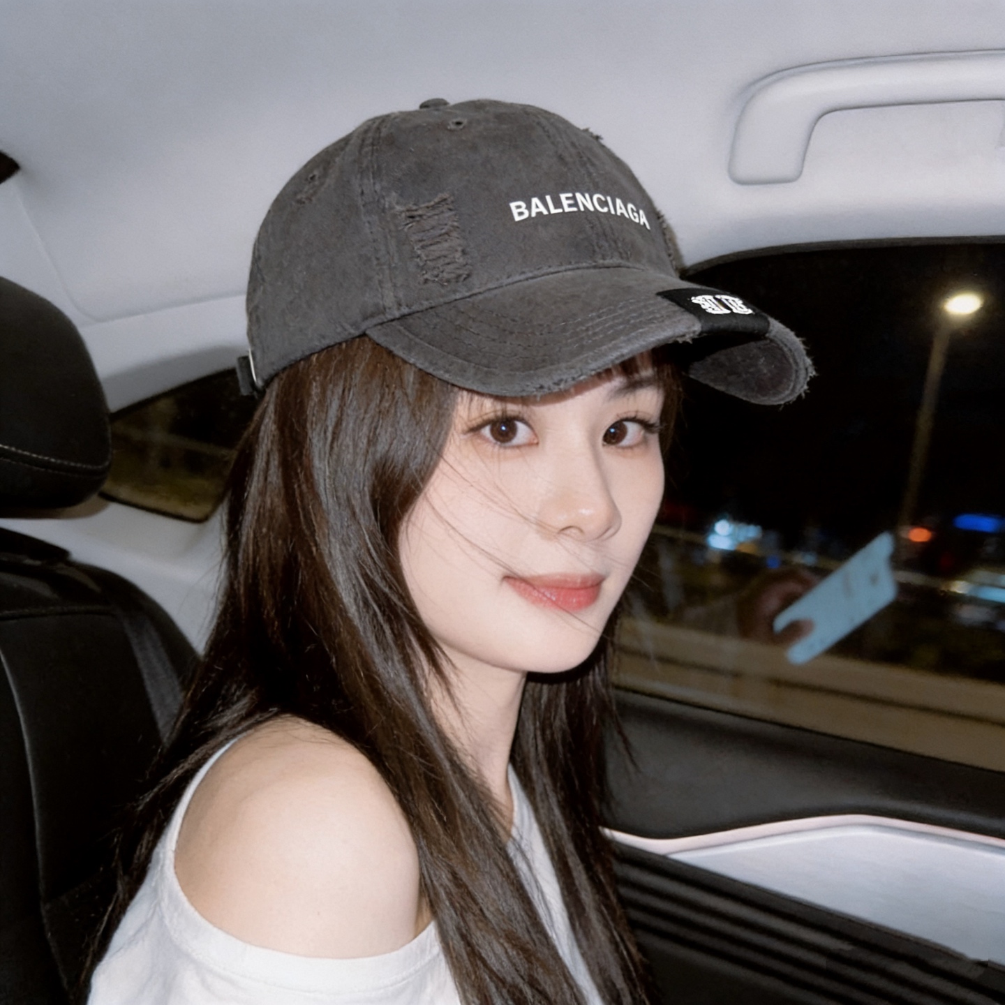 Balenciaga Balenciaga 新款巴黎世家 棒球帽我家对巴黎世家的工艺已经是炉火纯青了 必爆 BALENCIAGA巴黎世家新款纯棉棒球帽