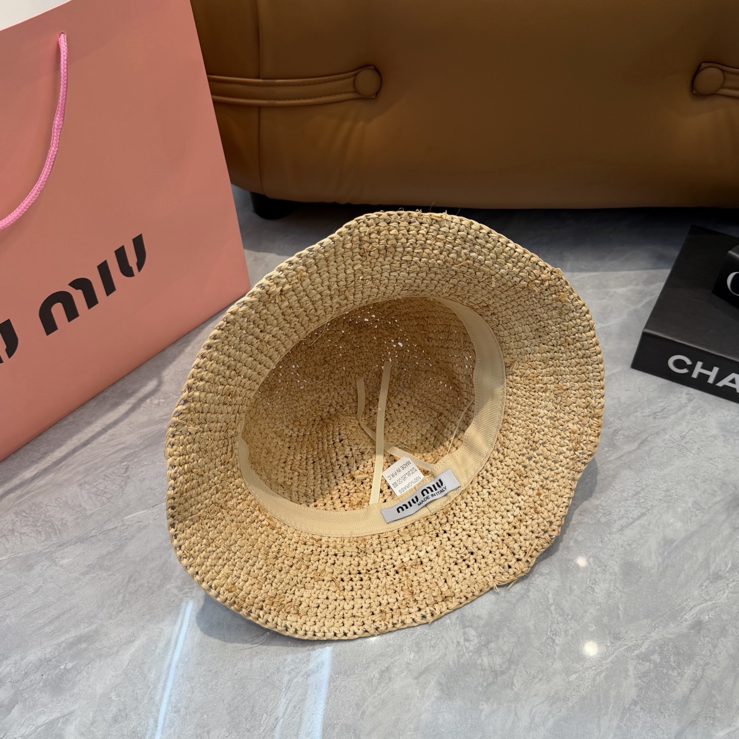 Miu Miu 春夏日休闲草帽 度假logo 进口 拉菲编织草帽子