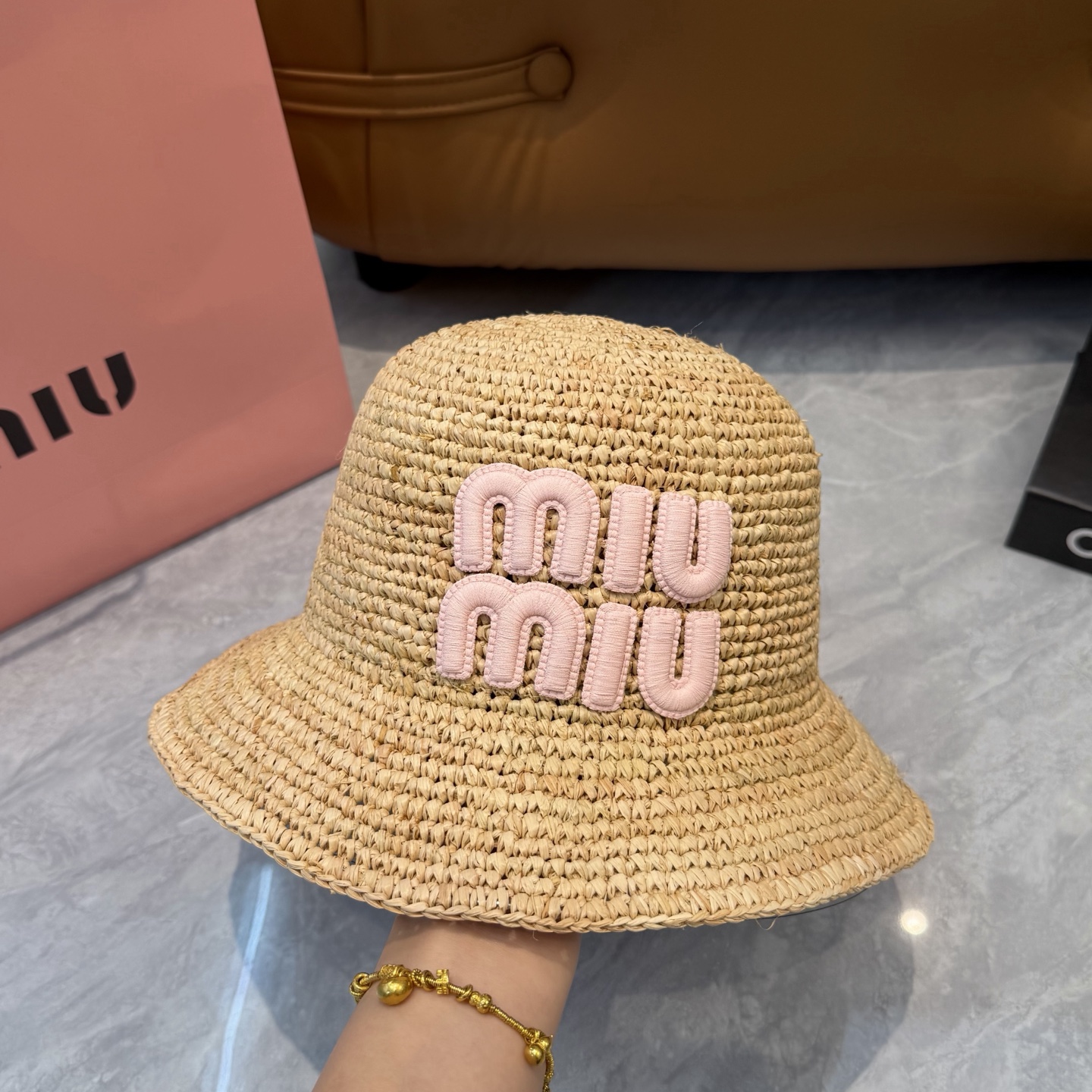 Miu Miu 春夏日休闲草帽 度假logo 进口 拉菲编织草帽子