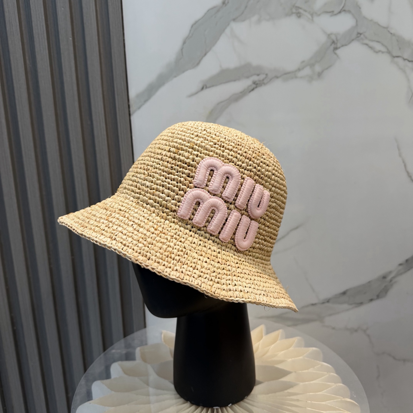 Miu Miu 春夏日休闲草帽 度假logo 进口 拉菲编织草帽子