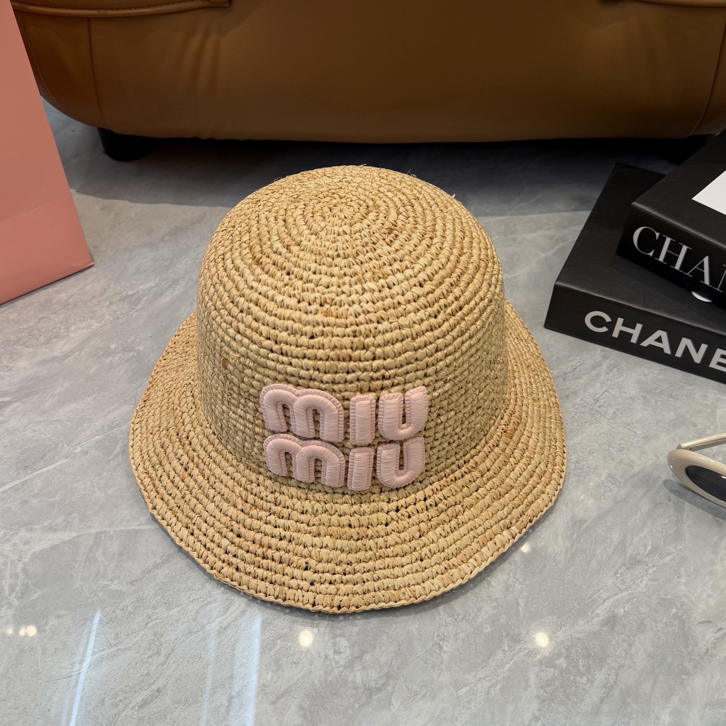 Miu Miu 春夏日休闲草帽 度假logo 进口 拉菲编织草帽子