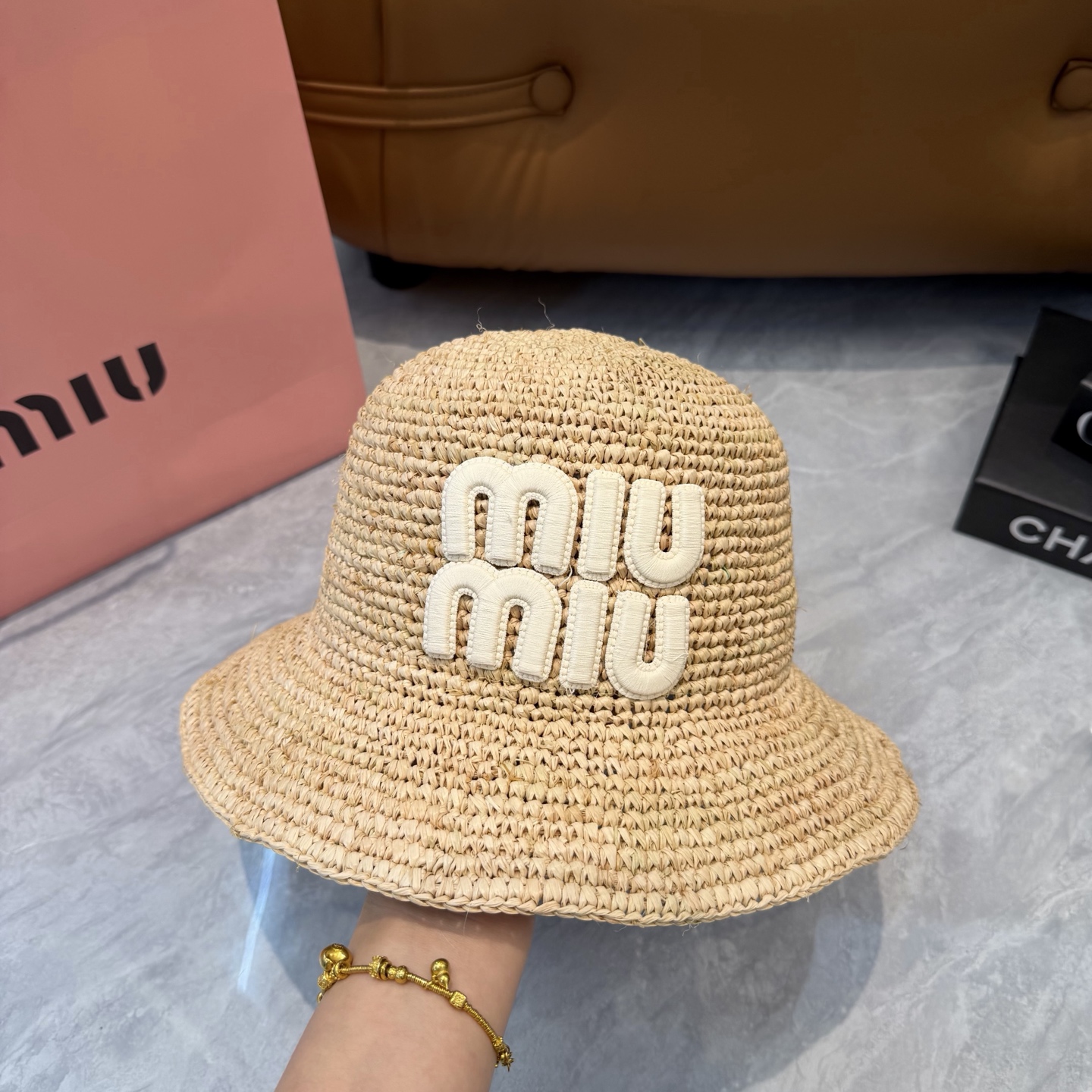 Miu Miu 春夏日休闲草帽 度假logo 进口 拉菲编织草帽子