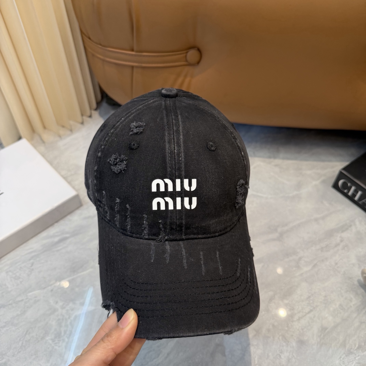 miumiu新款多巴胺四季棒球帽当下爆热的色系-街头感十足！潮流百搭，小红书种草，毒药Get上你们的男朋