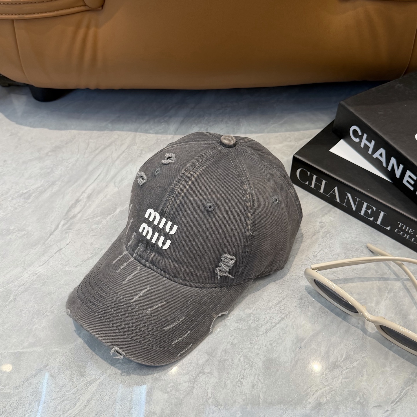 miumiu新款多巴胺四季棒球帽当下爆热的色系-街头感十足！潮流百搭，小红书种草，毒药Get上你们的男朋