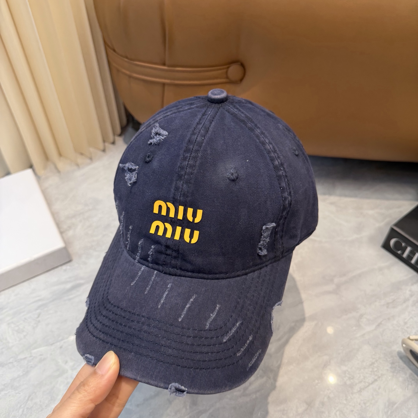 miumiu新款多巴胺四季棒球帽当下爆热的色系-街头感十足！潮流百搭，小红书种草，毒药Get上你们的男朋