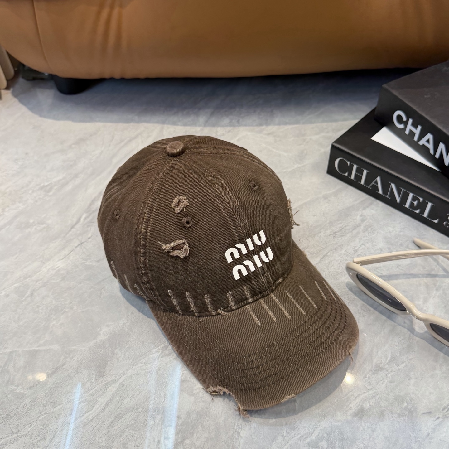 miumiu新款多巴胺四季棒球帽当下爆热的色系-街头感十足！潮流百搭，小红书种草，毒药Get上你们的男朋