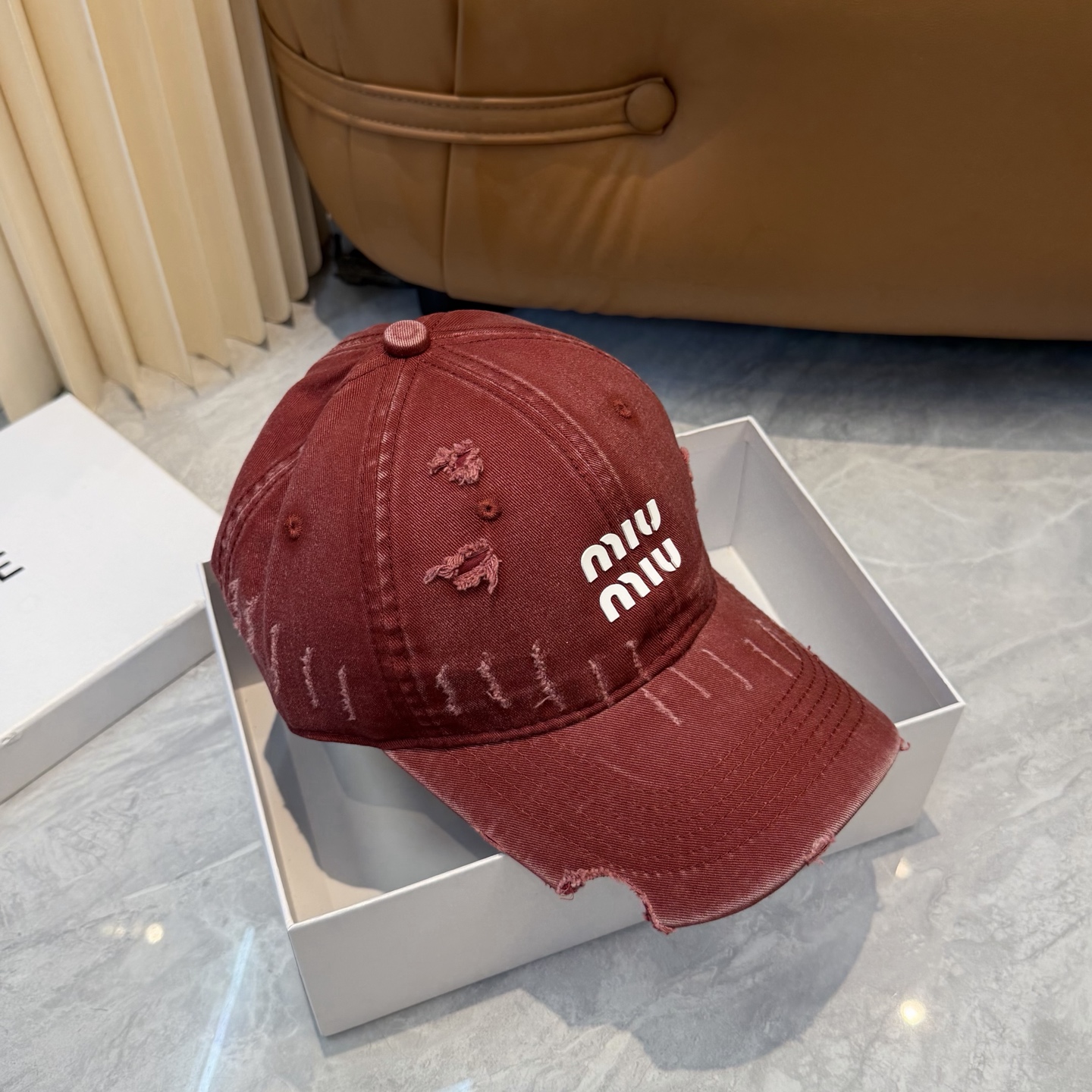 miumiu新款多巴胺四季棒球帽当下爆热的色系-街头感十足！潮流百搭，小红书种草，毒药Get上你们的男朋