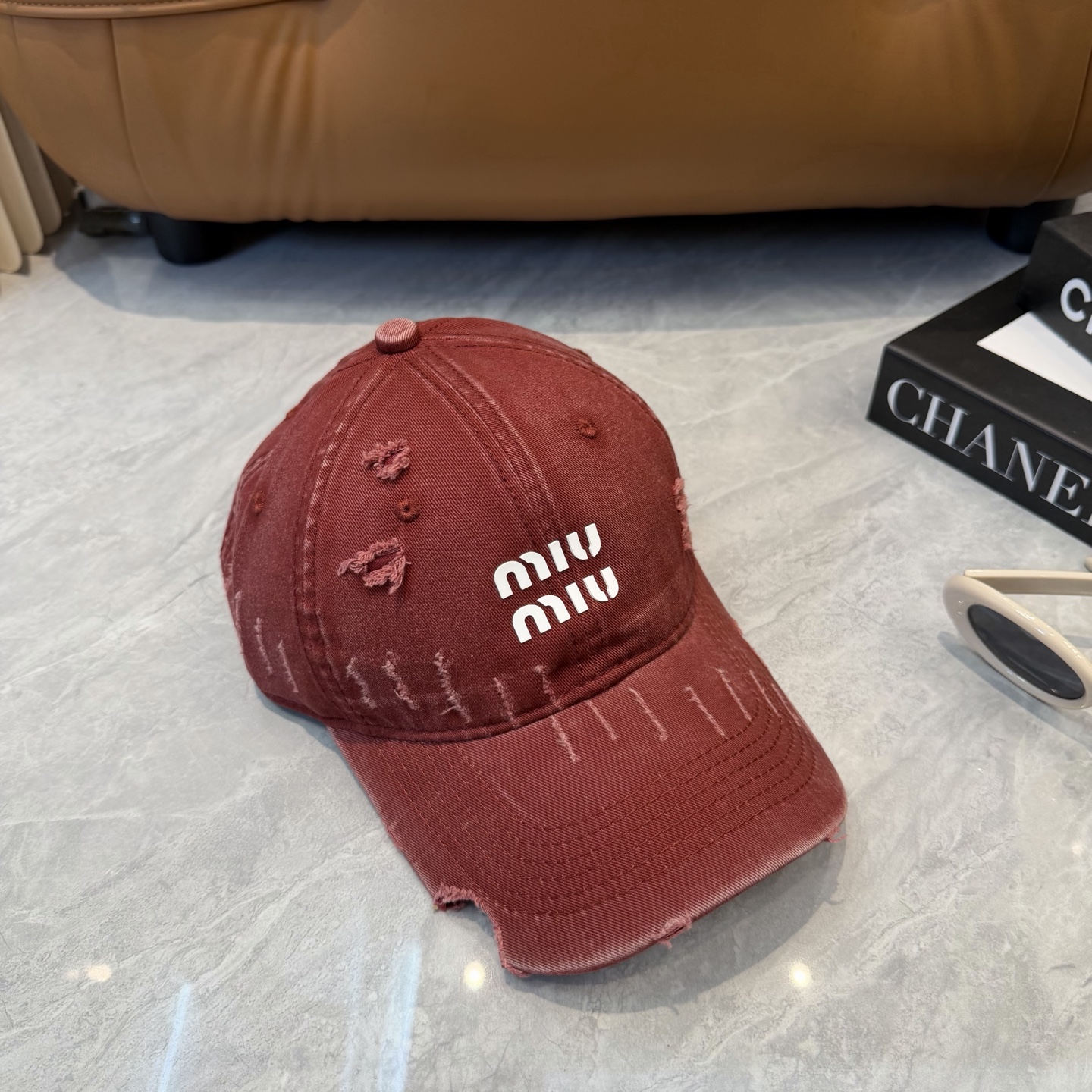 miumiu新款多巴胺四季棒球帽当下爆热的色系-街头感十足！潮流百搭，小红书种草，毒药Get上你们的男朋