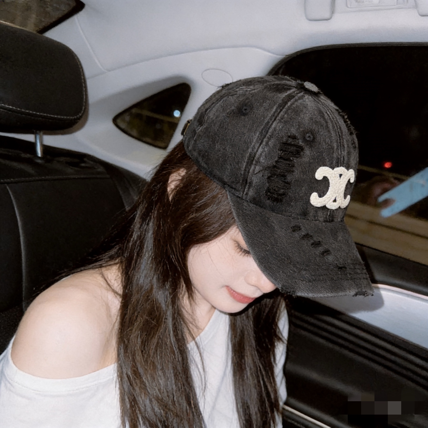 Celine 配防尘袋【CELINE赛琳】新款简约棒球帽，新款 ， 款超好搭配，赶紧入手