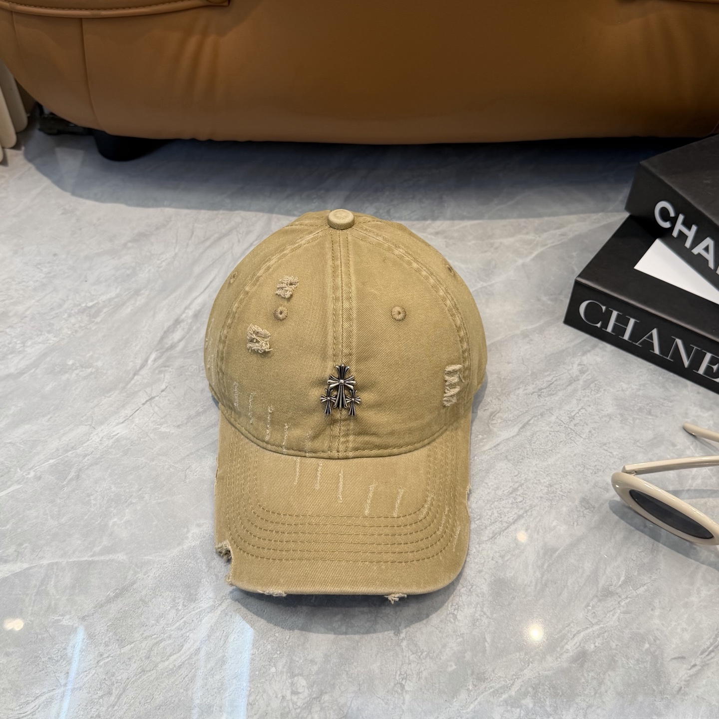 克罗心 🆕🆕新款棒球帽，个性时尚经典十字架标志，休闲带点酷酷的感觉，中性款男女同款！超好搭！头围:56-