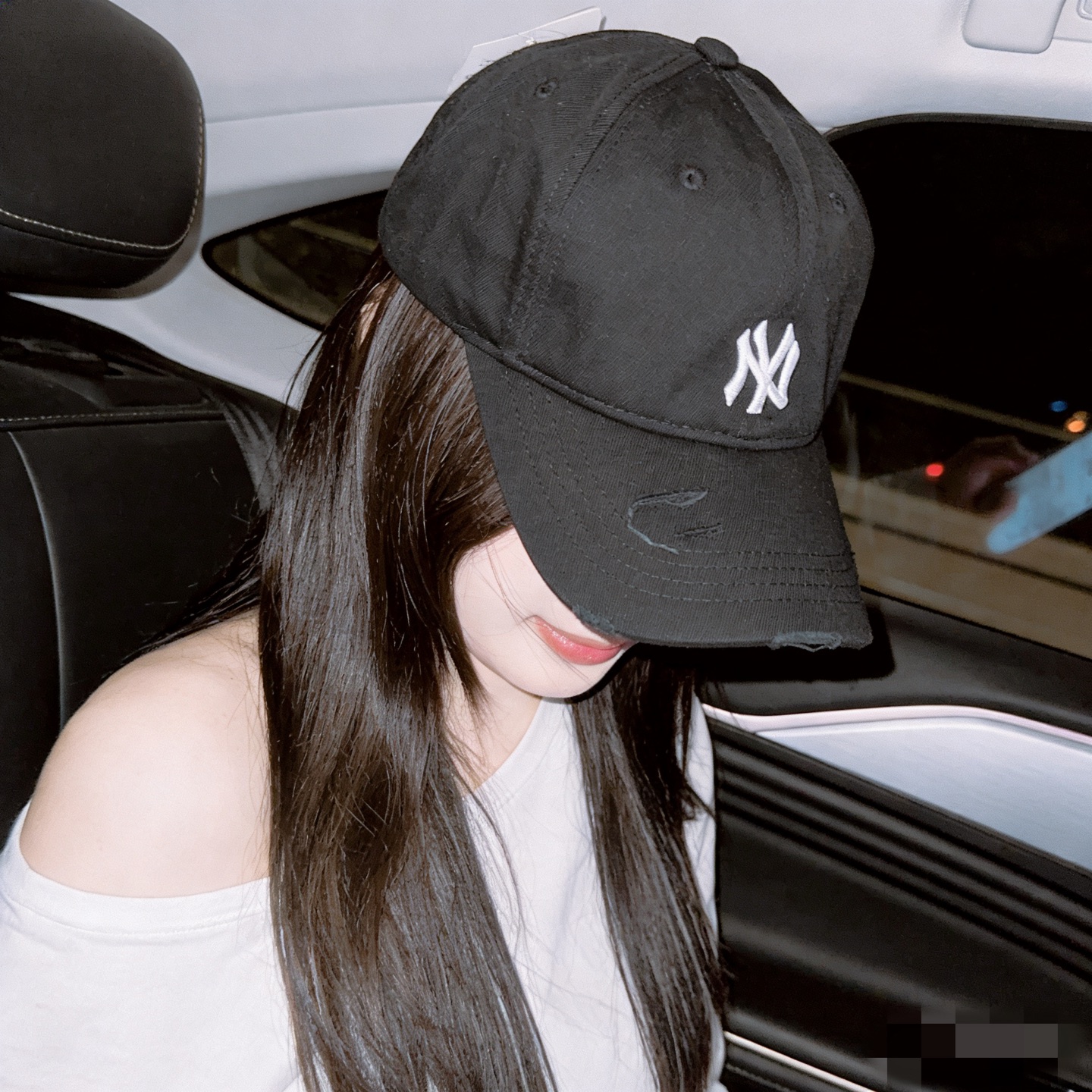 NO:755837,The quality of the new product counter exceeds the original order, and the details are perfect. The new MLB official website is updated with the new Ny baseball cap, purchasing version. The quality depends on the details and is well received. Hats, straw hats, fisherman hats, baseball caps, hats, espadrilles, hats19860909新品专柜品质超原单细节就是完美 MLB新款 官网步上新Ny棒球帽,代购版本 质量看细节好评帽子草帽渔夫帽棒球帽,帽子,espadrilles,hats,hat