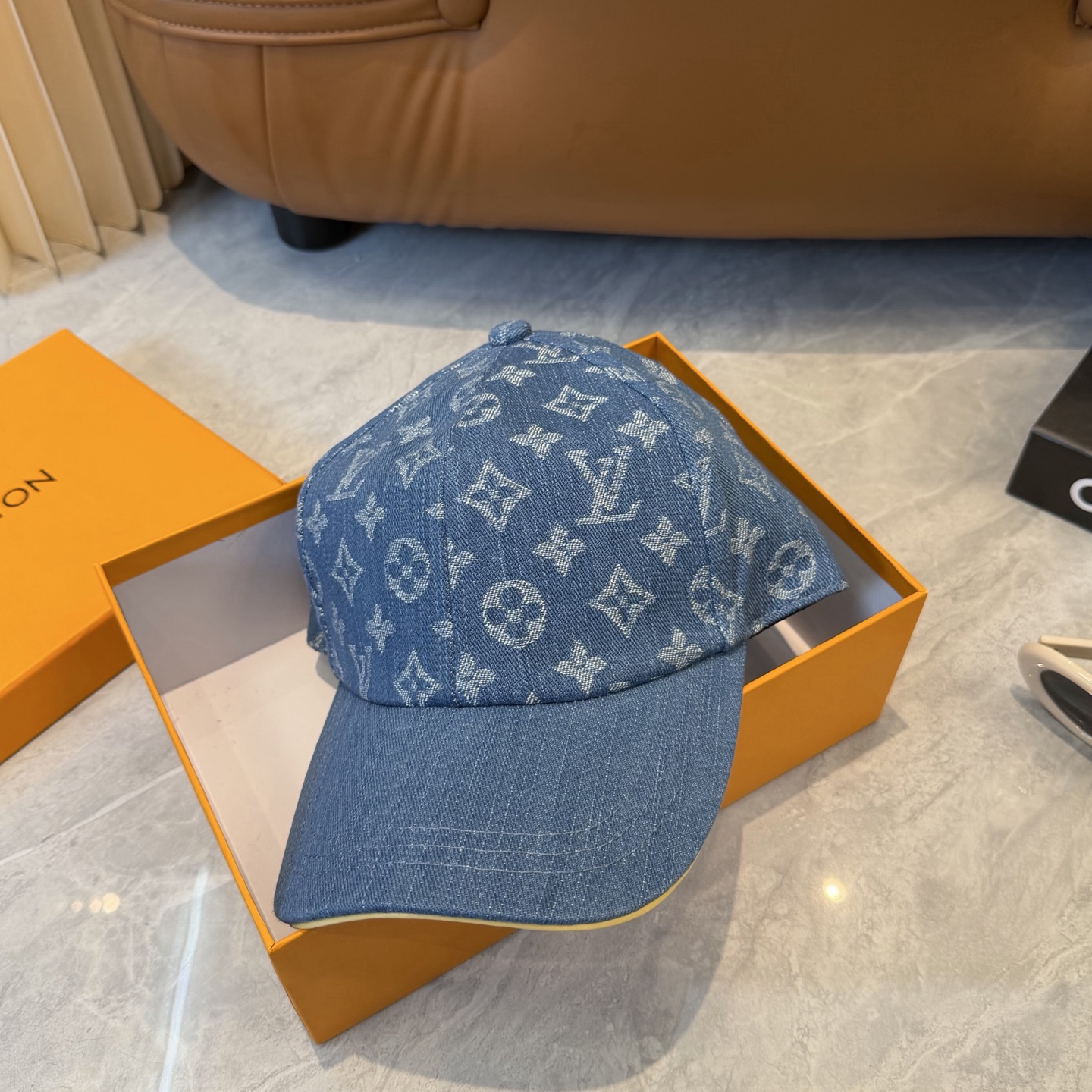 LV路易威登官网同步高版本 新款牛仔老花棒球帽🧢火爆技术升级，洗水牛仔风街头风十足更符合现在时尚小哥哥小