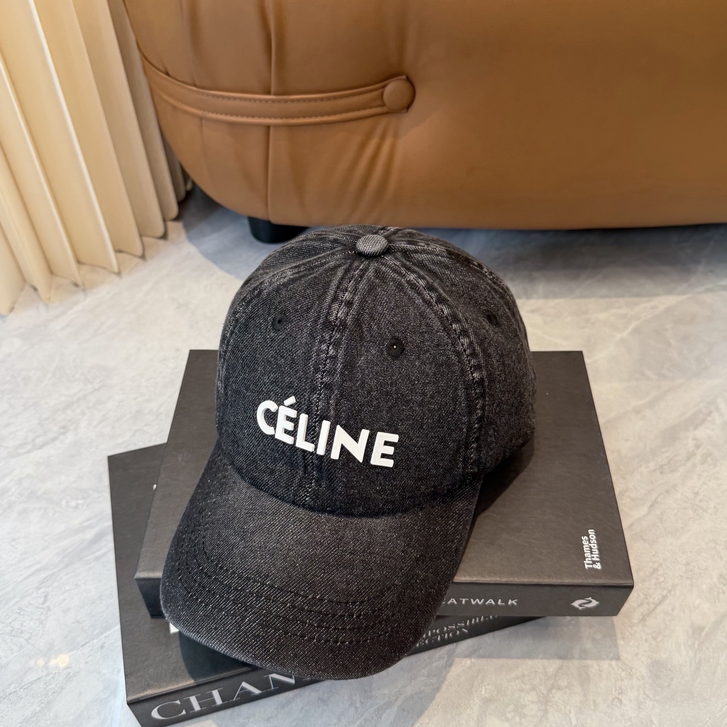 💛配防尘袋【CELINE赛琳】新款牛仔棒球帽🧢，出街必备超好搭配，赶紧入手！